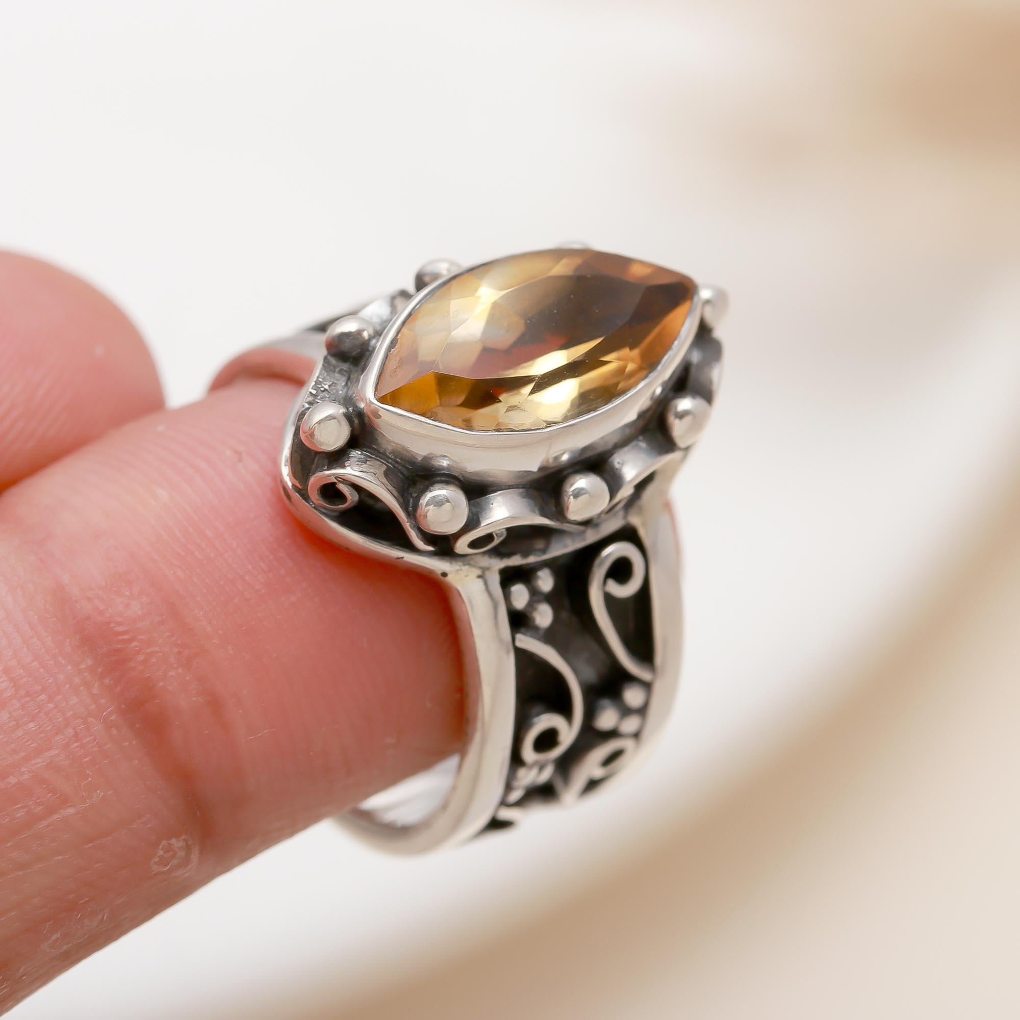 The Vintage Scroll: Smoky Quartz & Oxidized Silver Filigree Ring