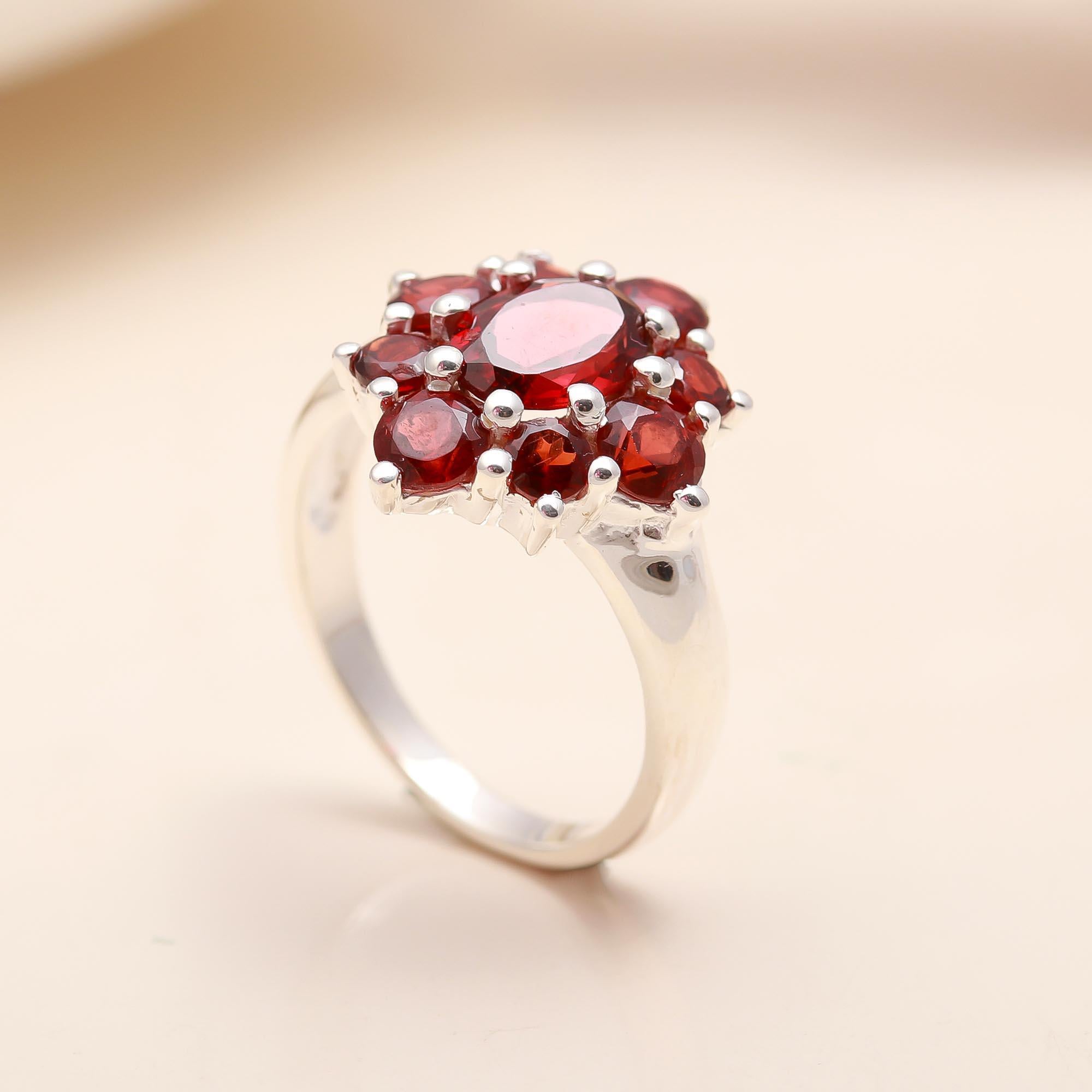 925 Silver Garnet Cluster Floral Ring