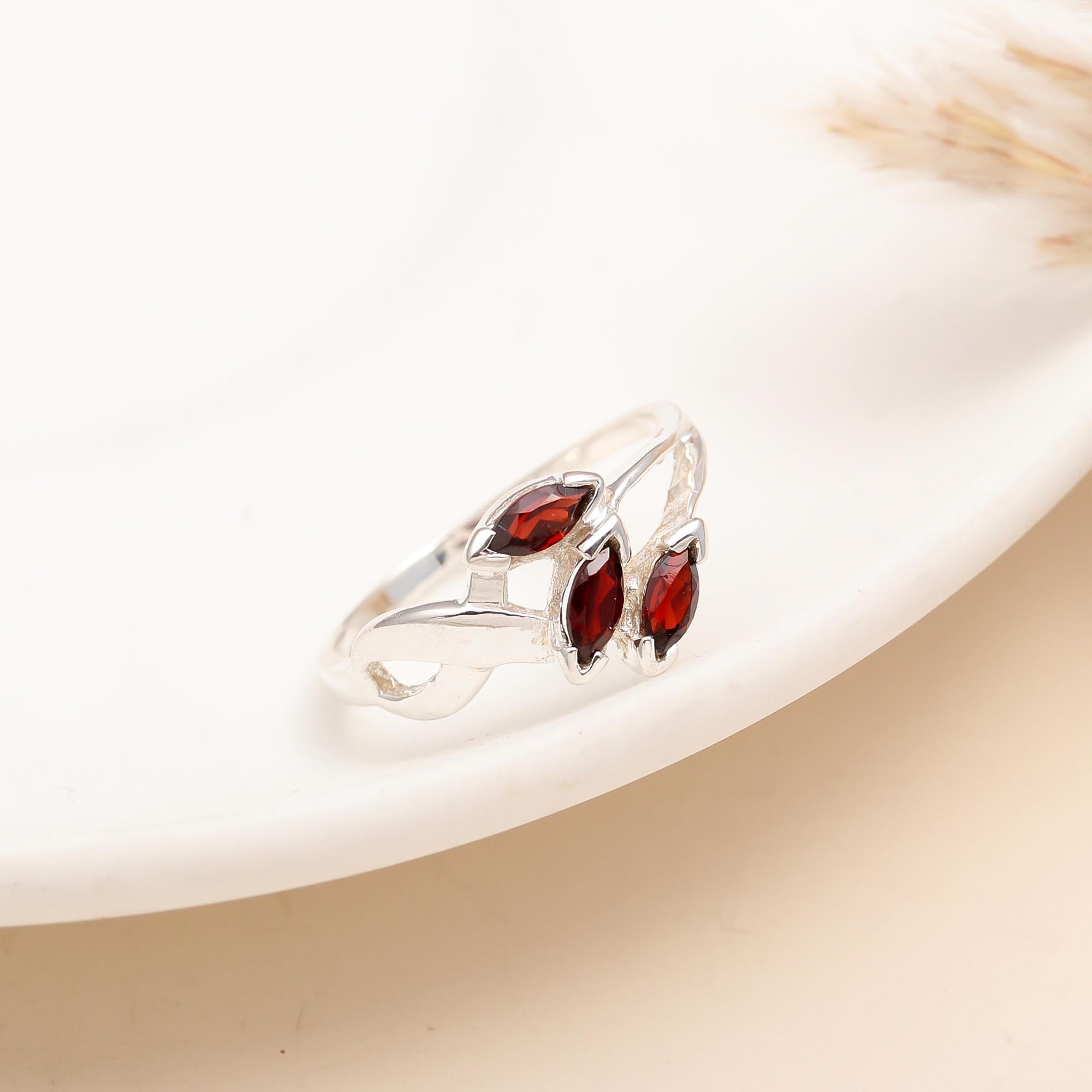 925 Silver Marquise Garnet Ring