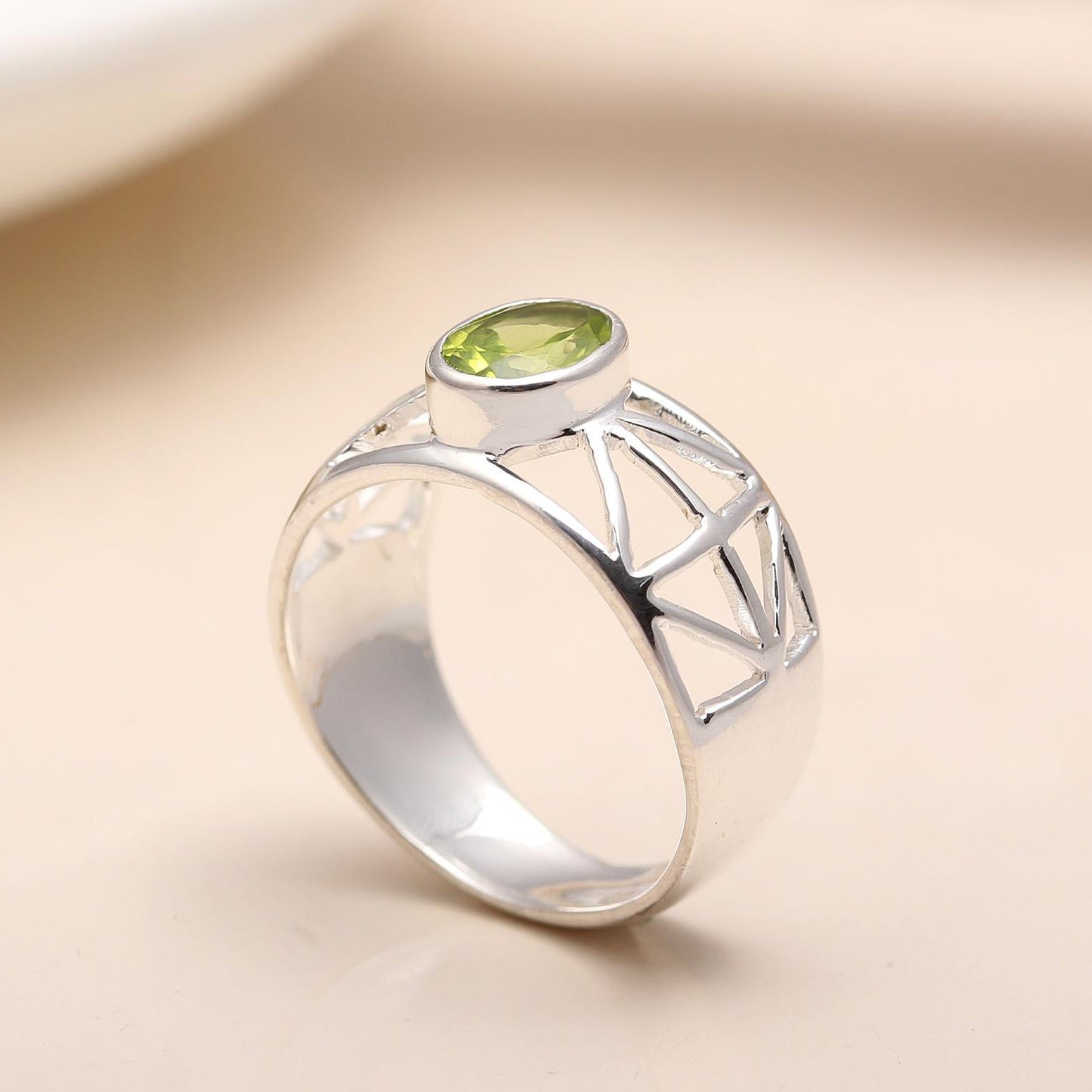 925 Silver Peridot Ring