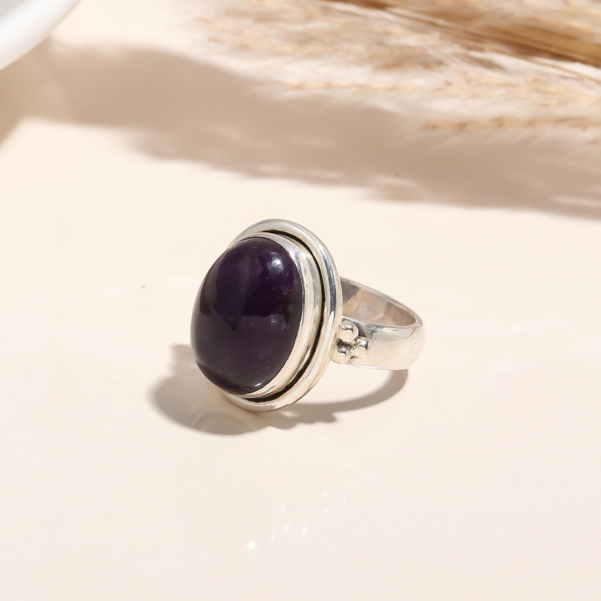 925 Silver Oval Amethyst Ring