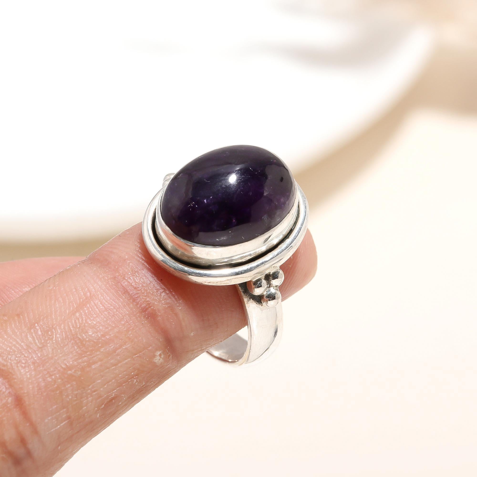 925 Silver Oval Amethyst Ring