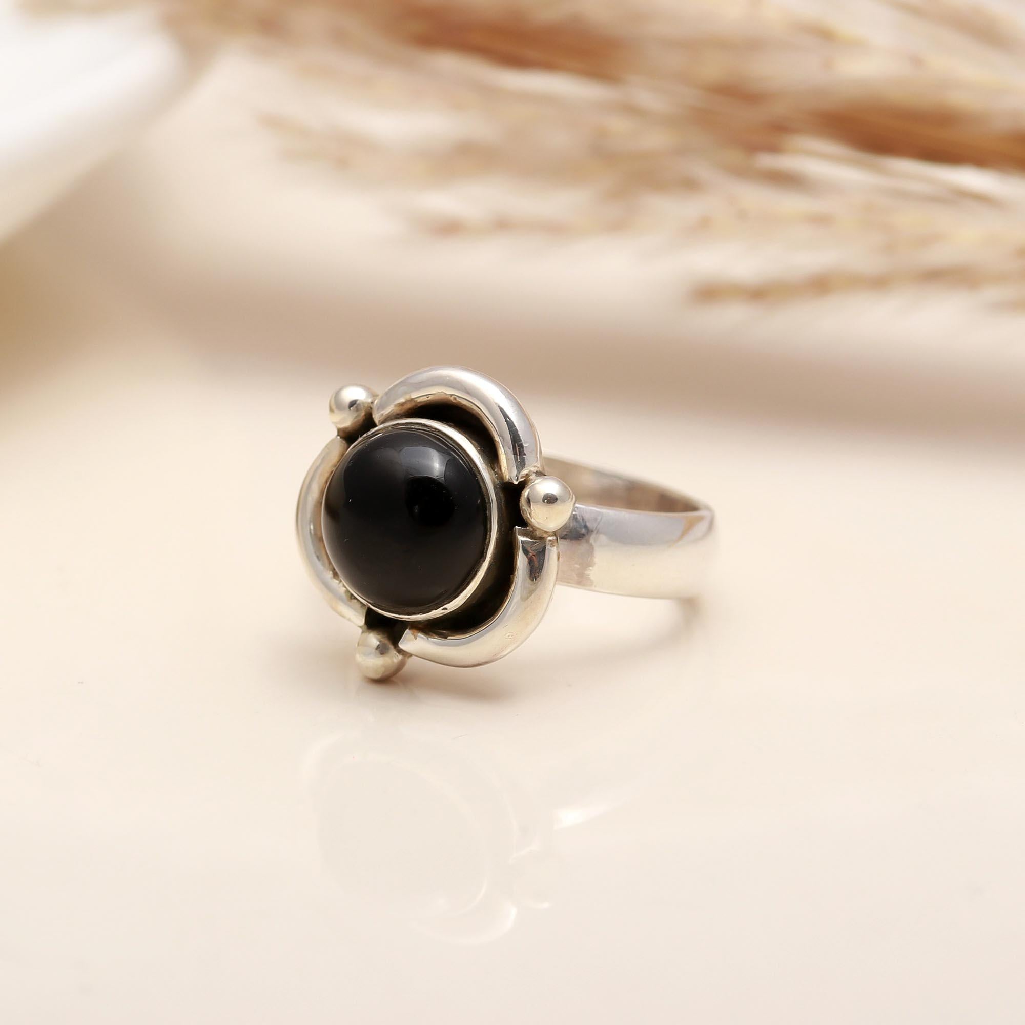 925 Silver Round Black Onyx Ring