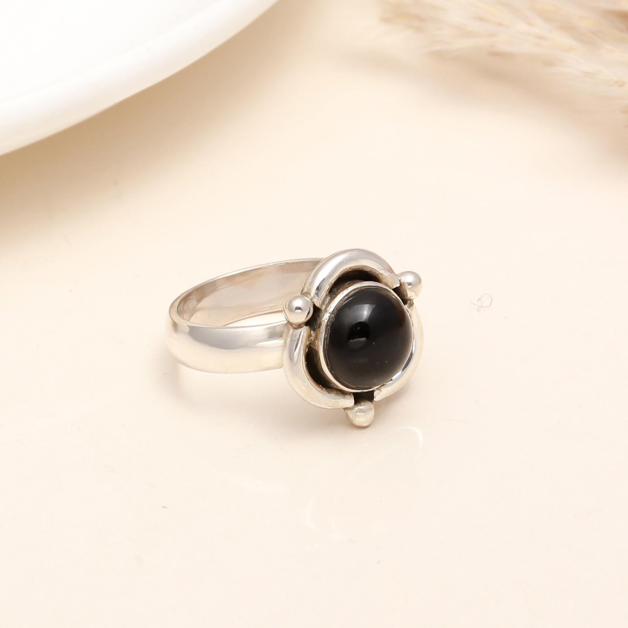 925 Silver Round Black Onyx Ring