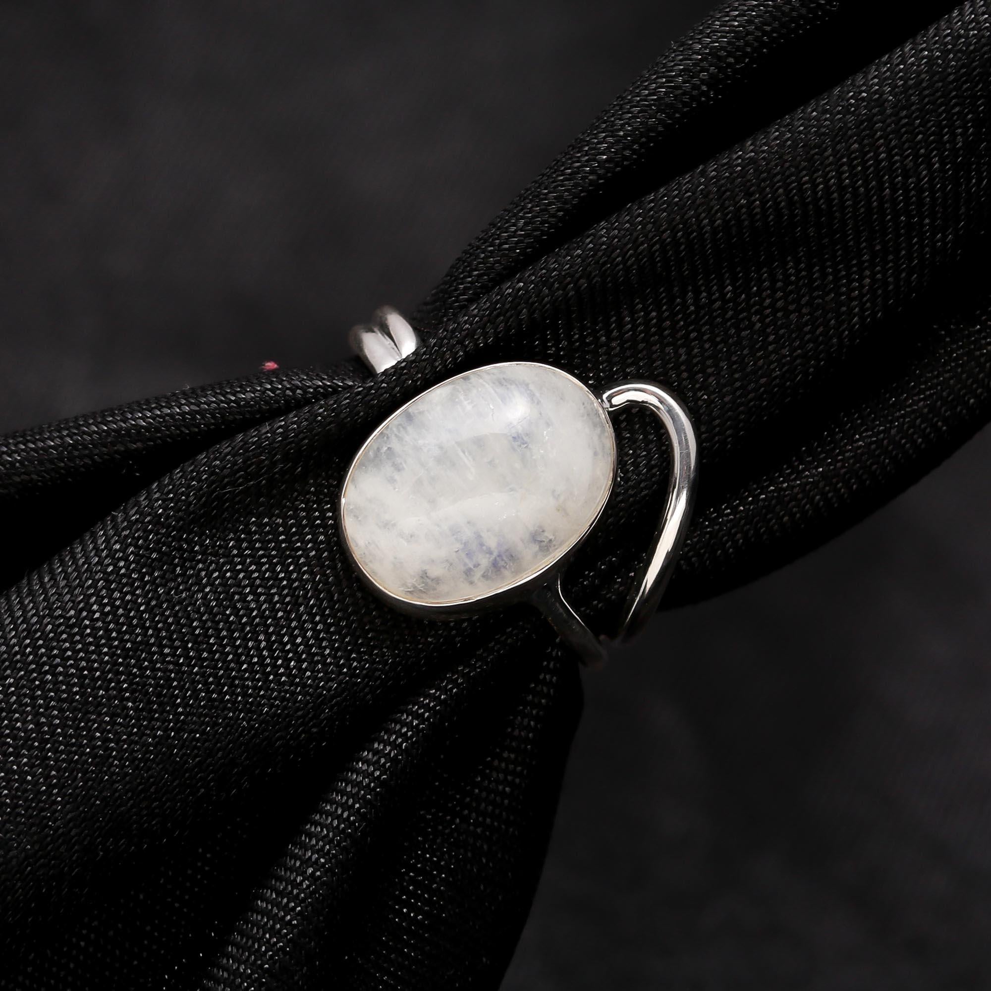 925 Silver Oval Rainbow Moonstone Ring