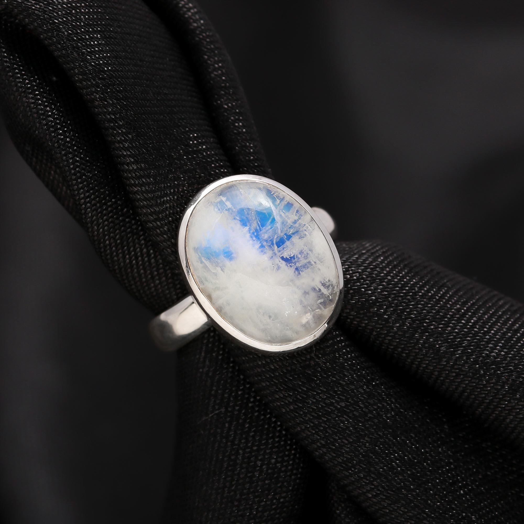 925 Silver Oval Moonstone Ring