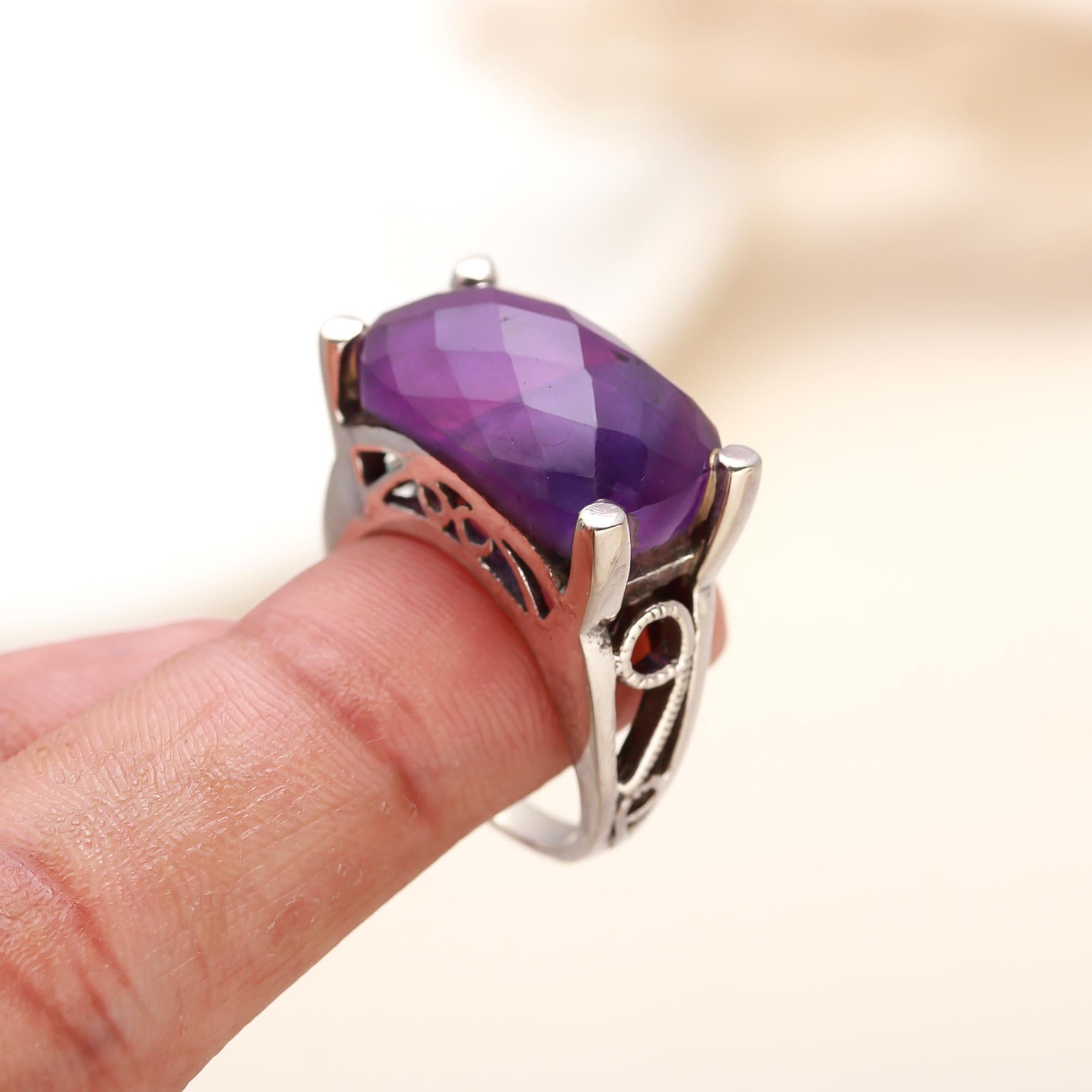 925 Silver Cushion-Cut Amethyst Statement Ring with bold purple gemstone