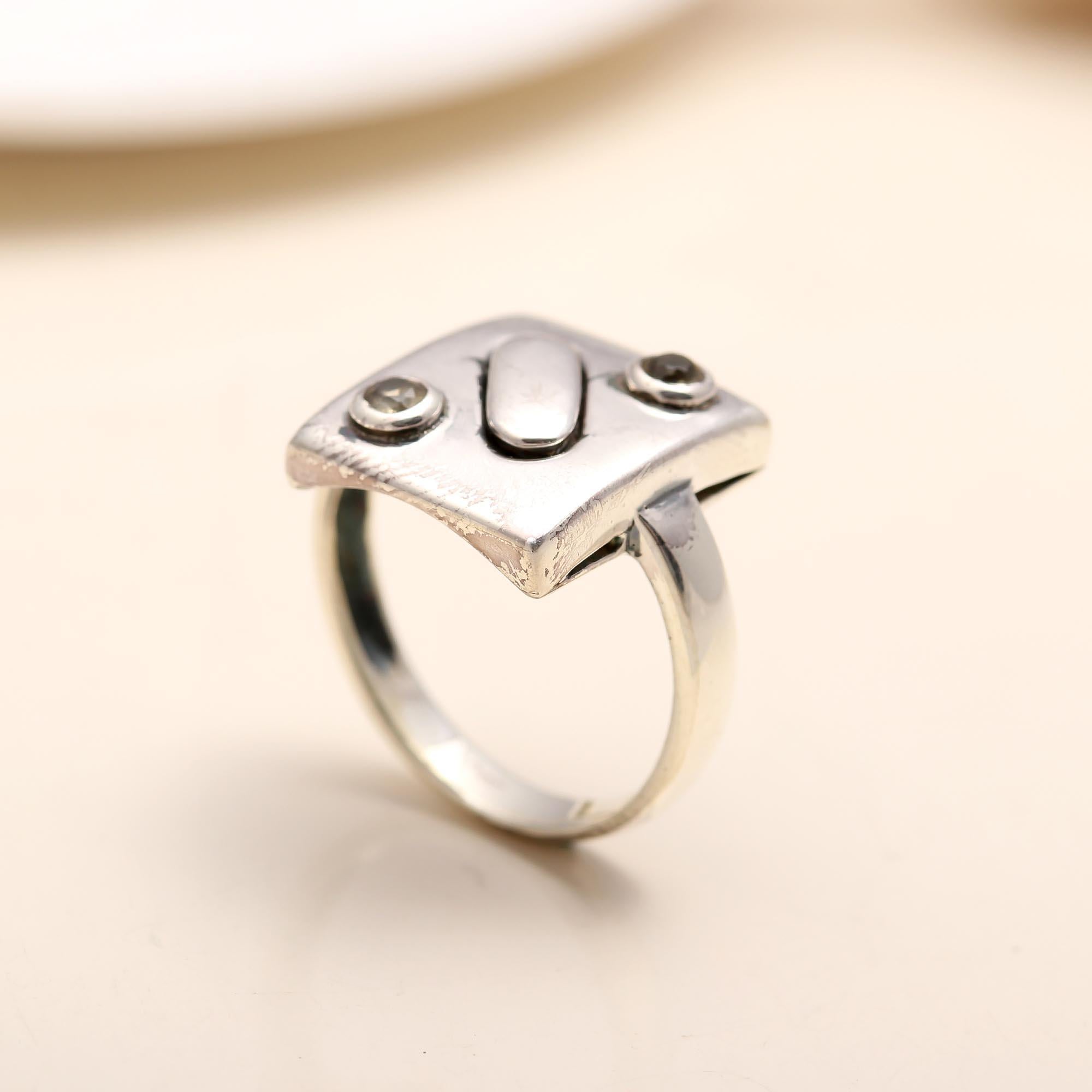 Minimalist geometric square design silver ring