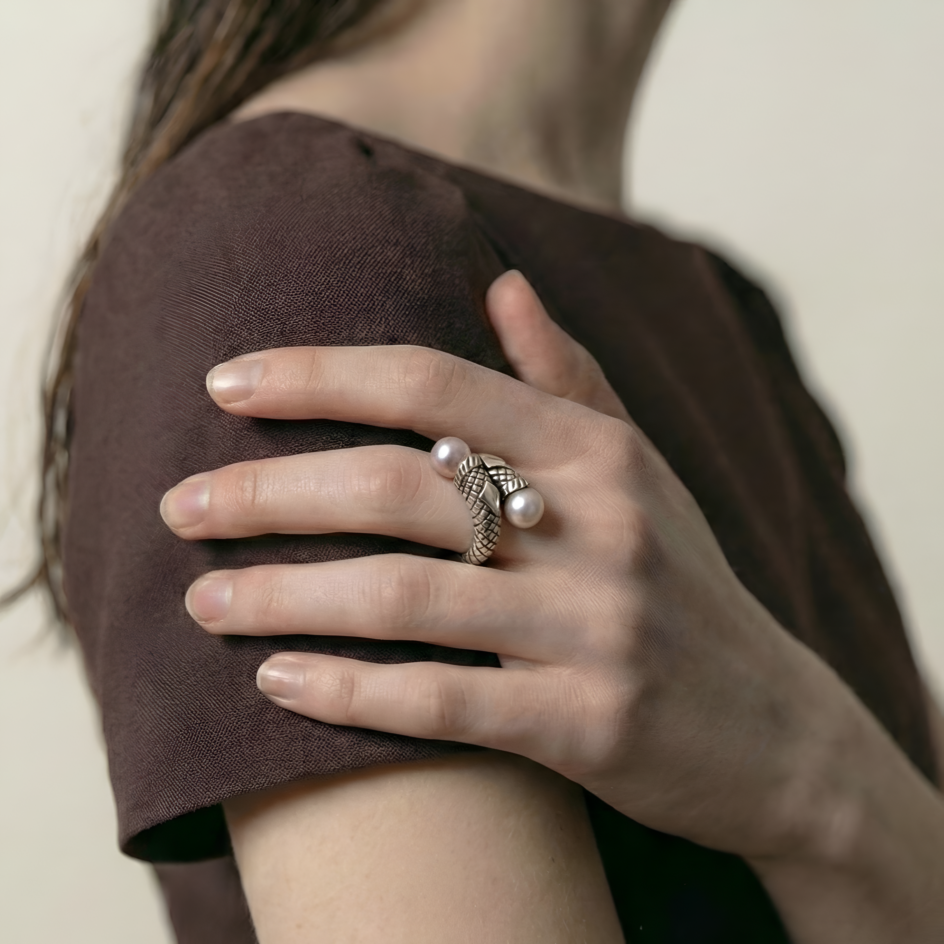 The Twin Luster: Pink Pearl Textured Bypass Ring