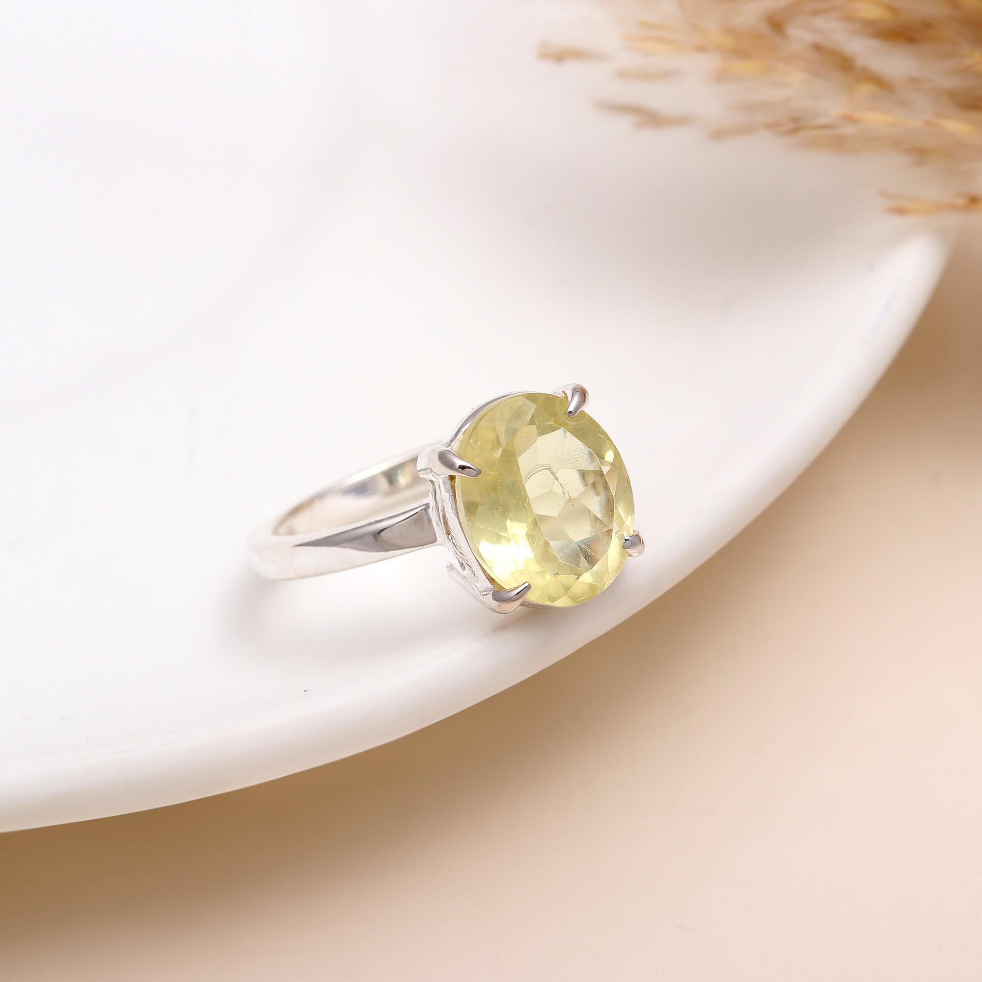 925 Silver Oval Lemon Quartz Solitaire Ring front view