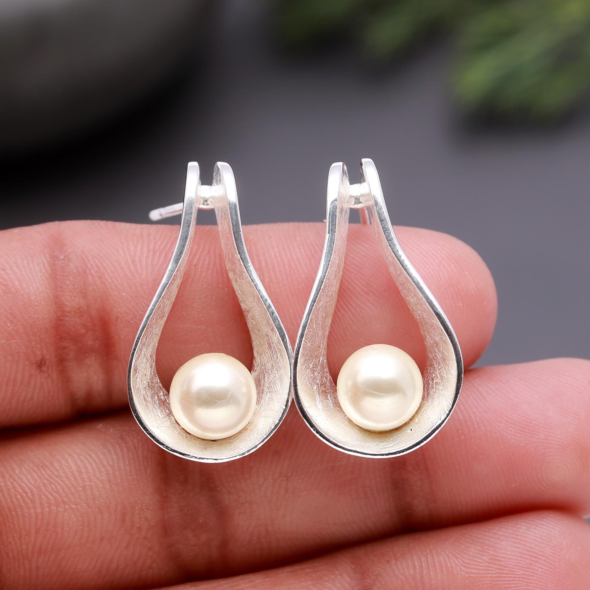 925 Silver Teardrop Pearl Drop Earrings