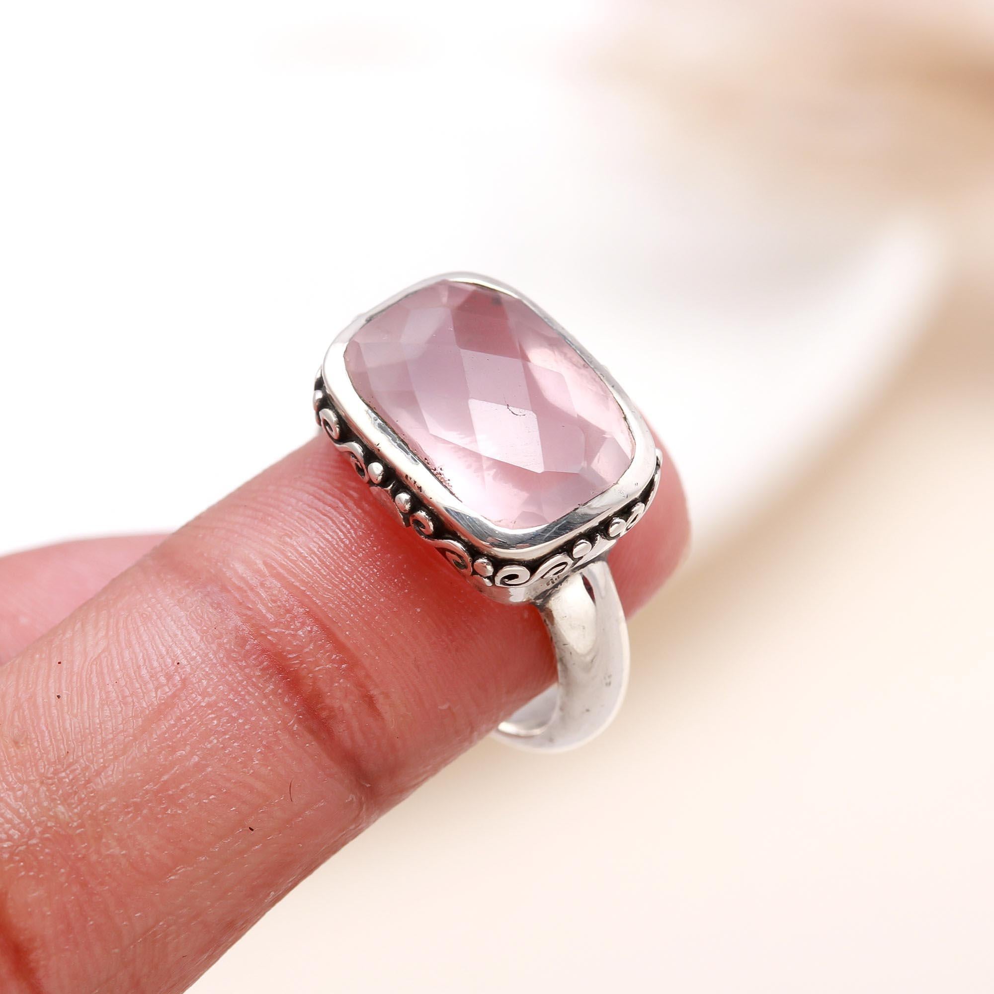 The Victorian Pink: Rose Quartz Rectangle Ring