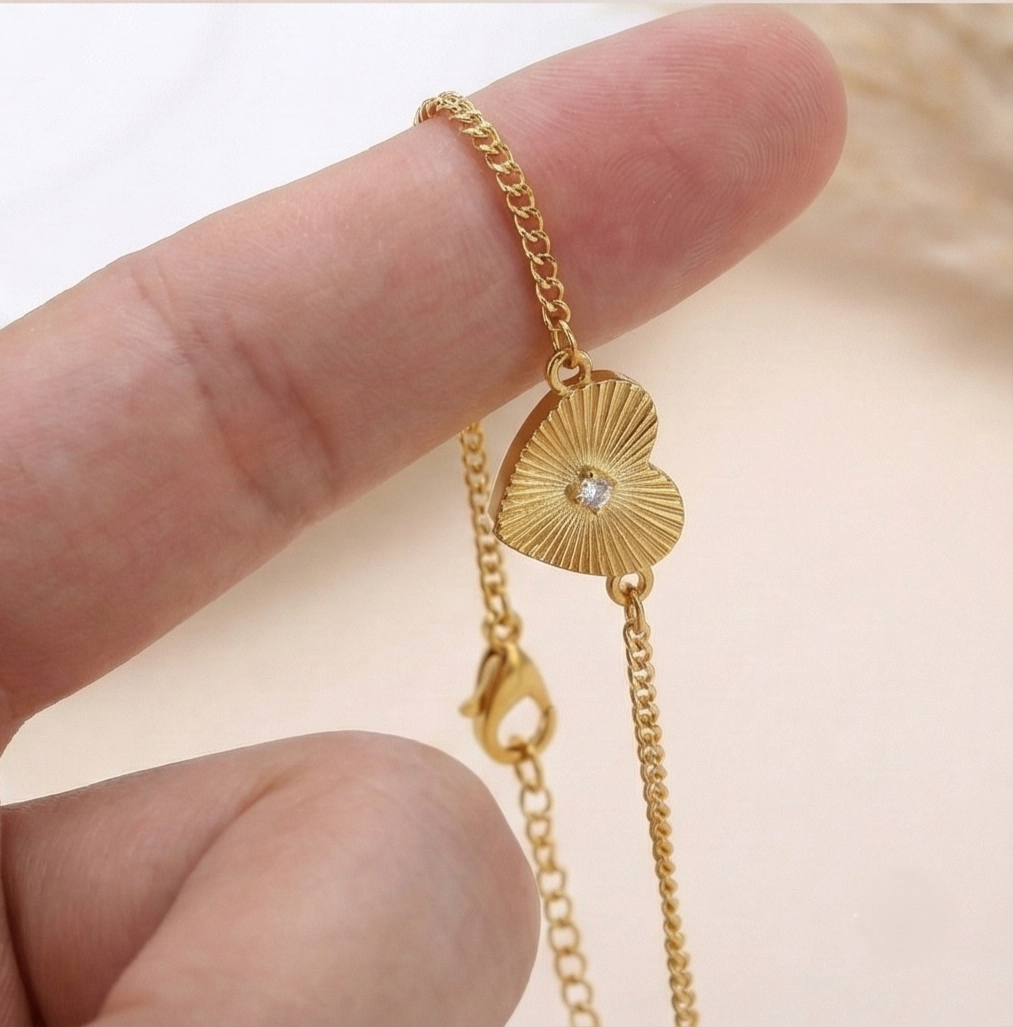 The Radiant Heart: Sunburst Gold 4-Piece Jewelry Gift Set