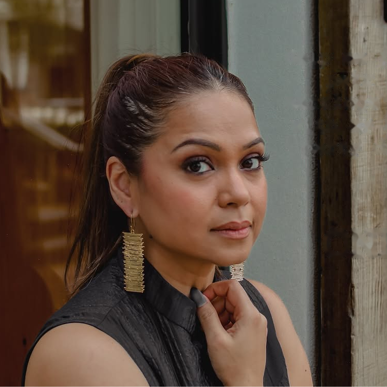 The Golden Fringe: Linear Drop Earrings