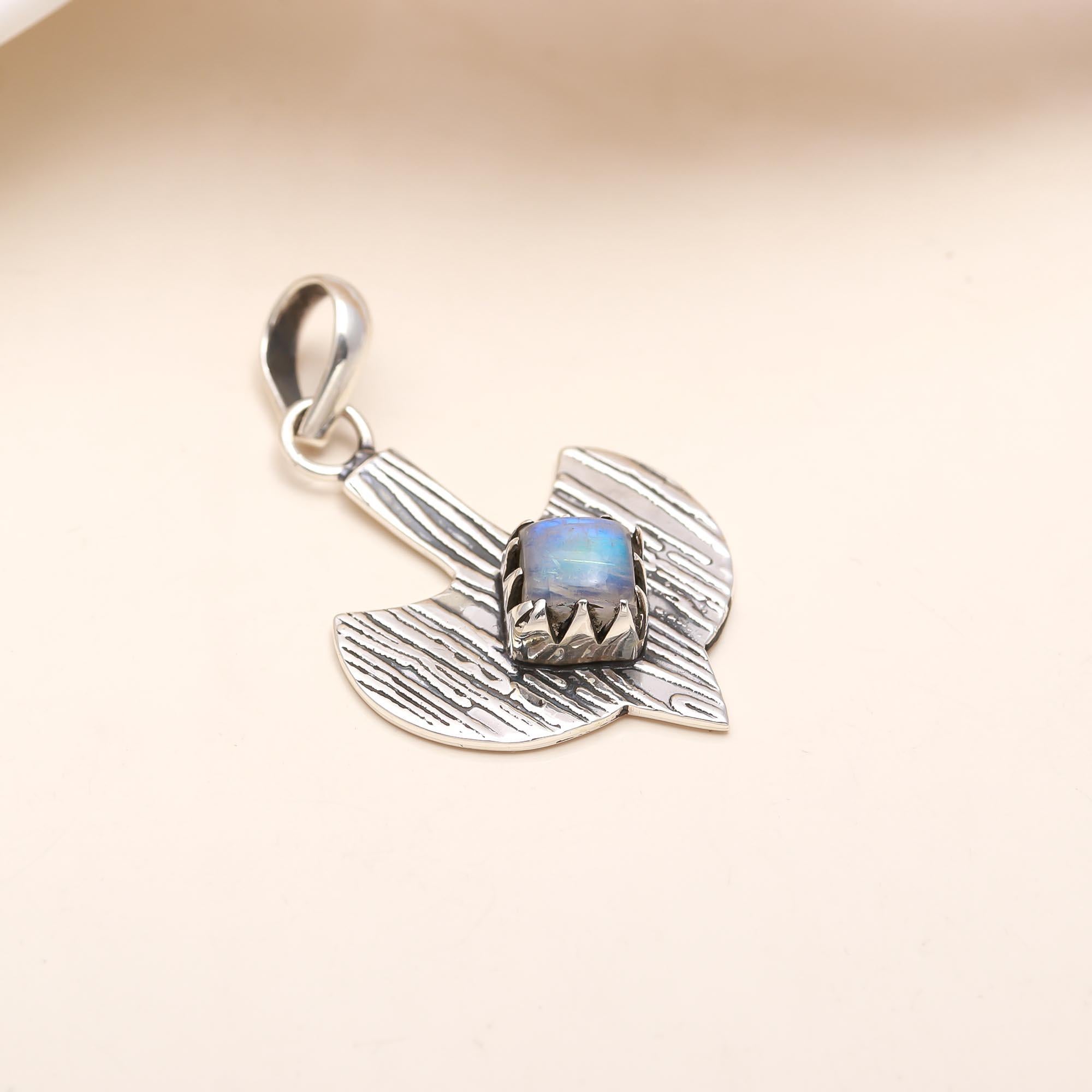 Sterling Silver Labradorite Dainty Pendant