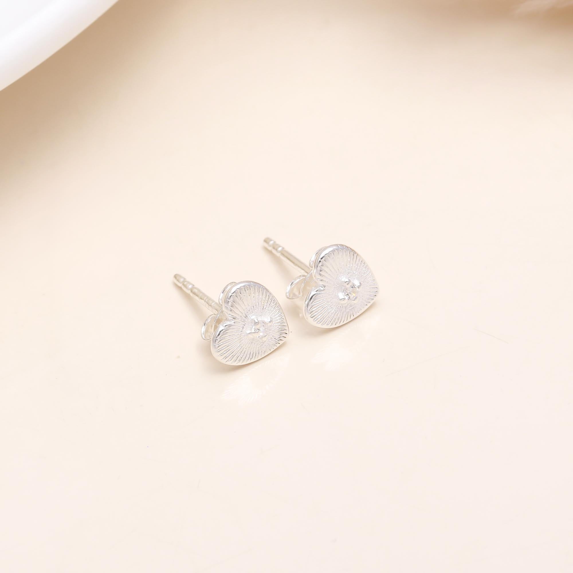 925 Sterling Silver Heart Stud Earrings