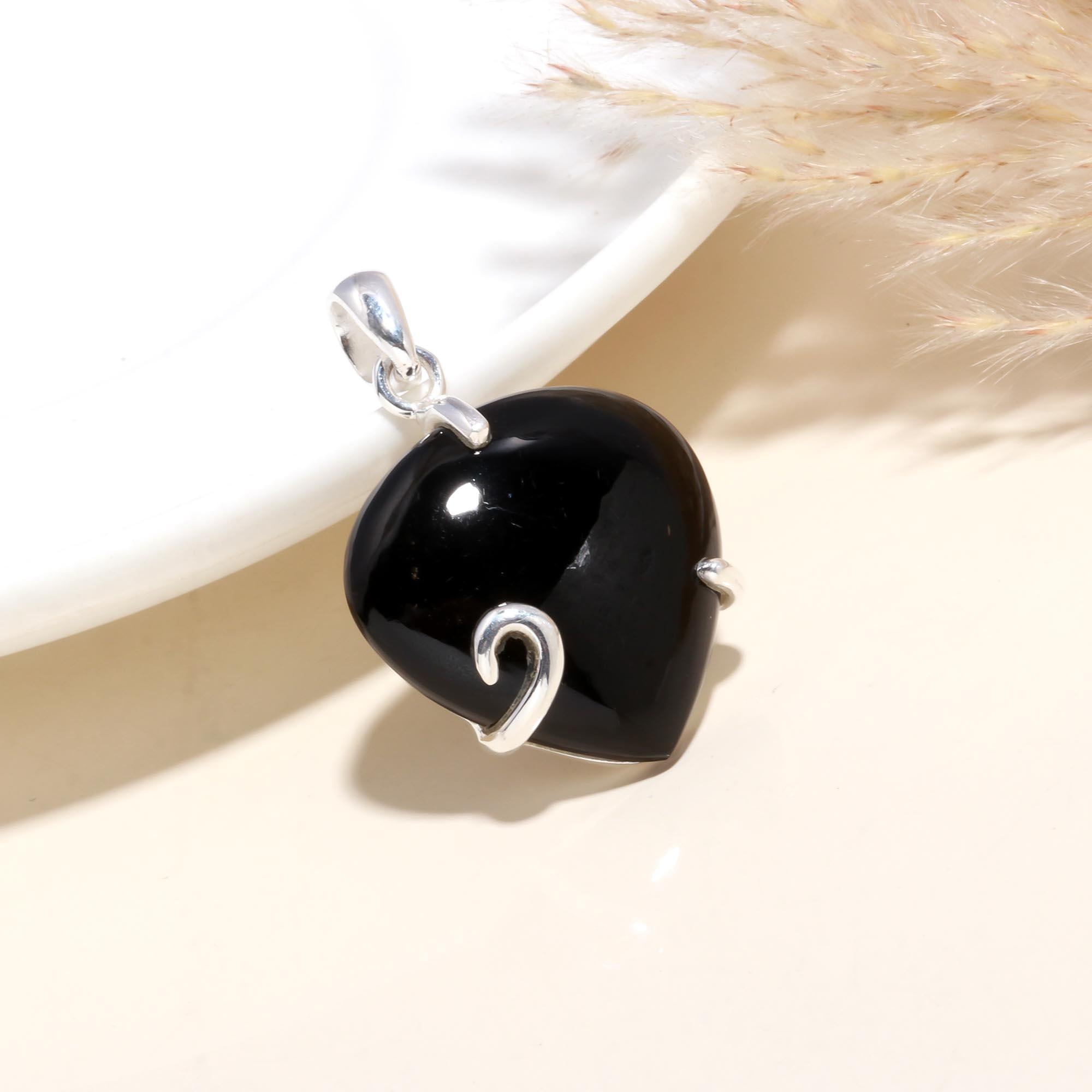 925 Sterling Silver Heart Black Onyx Pendant