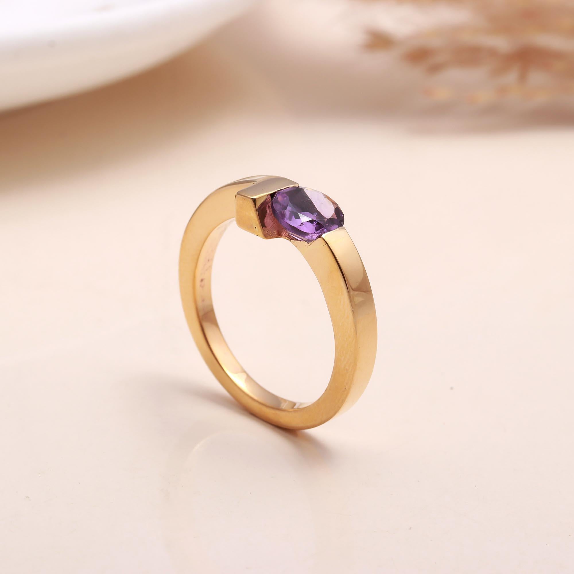 925 Sterling Silver Amethyst Solitaire Ring