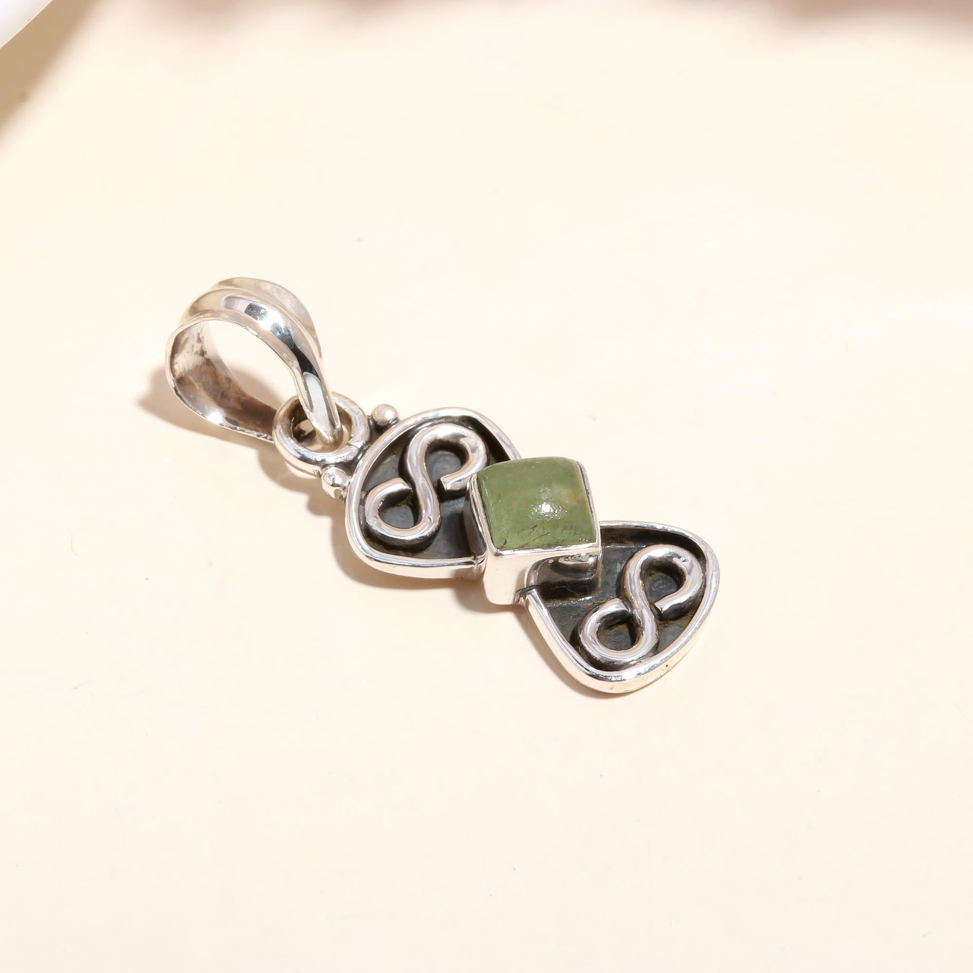 The Verdant Infinity: Aventurine  Infinity Pendant