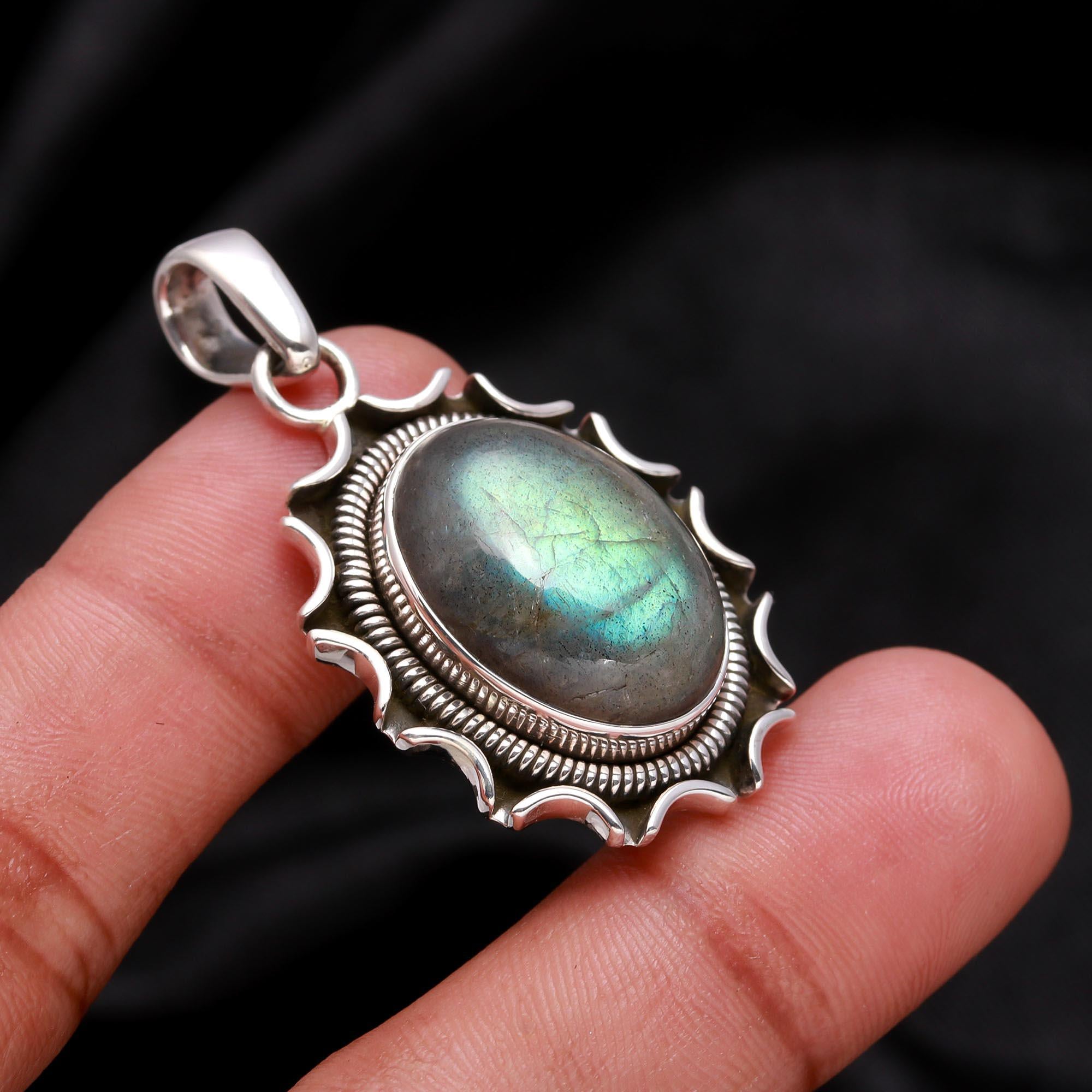 The Labradorite Sunburst: Silver Scalloped Pendant