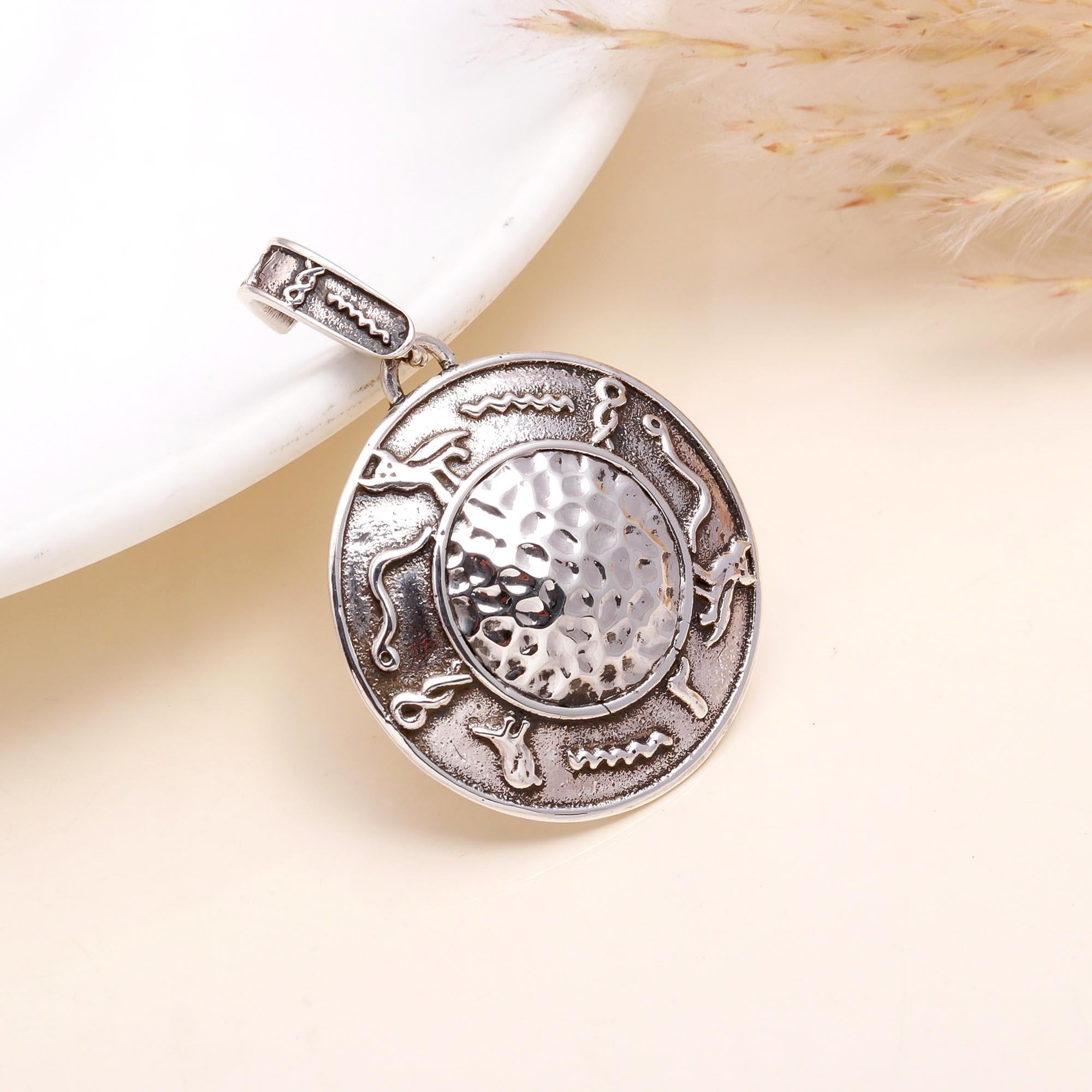 925 Sterling Silver Round Medallion Pendant