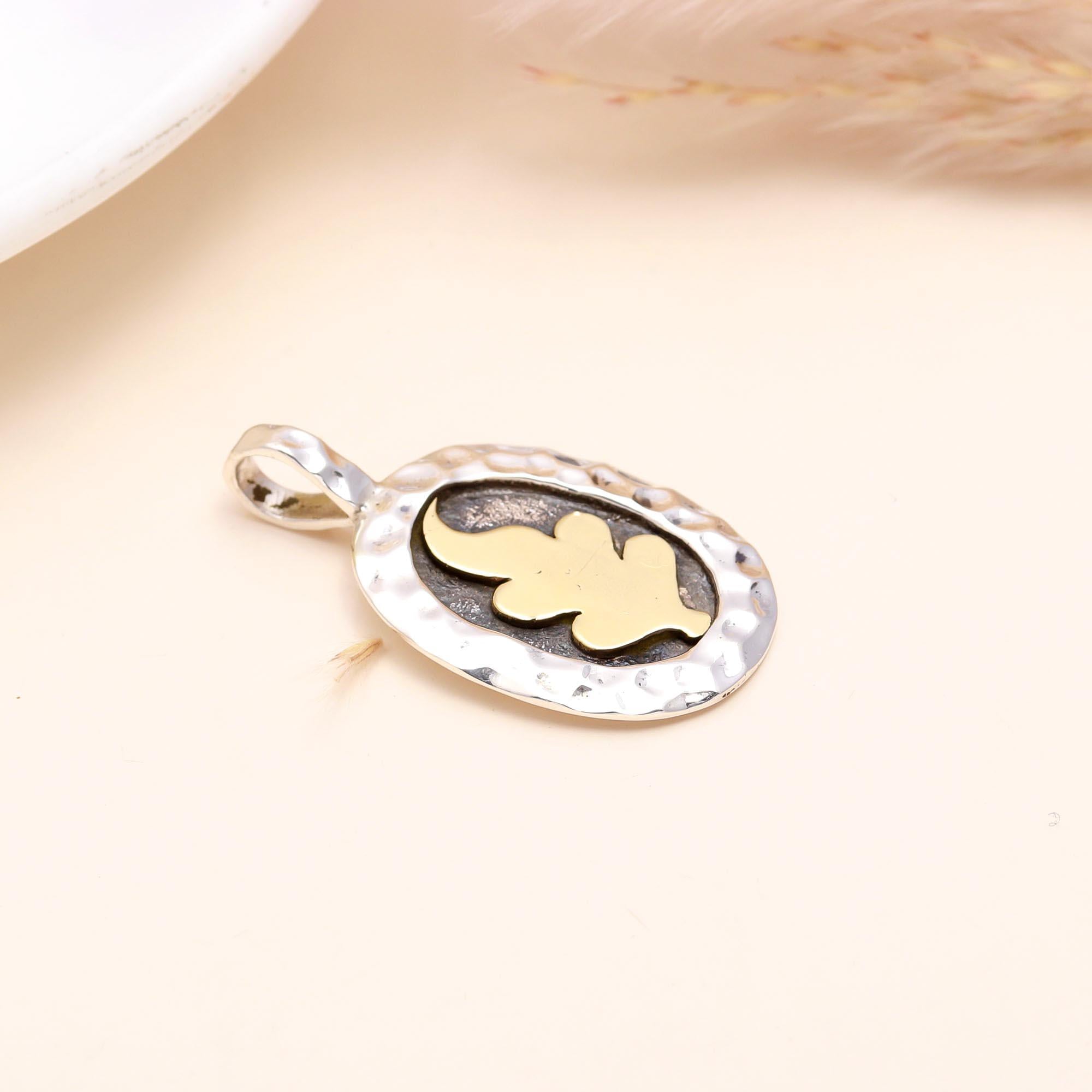 925 Sterling Silver Oak Leaf Pendant