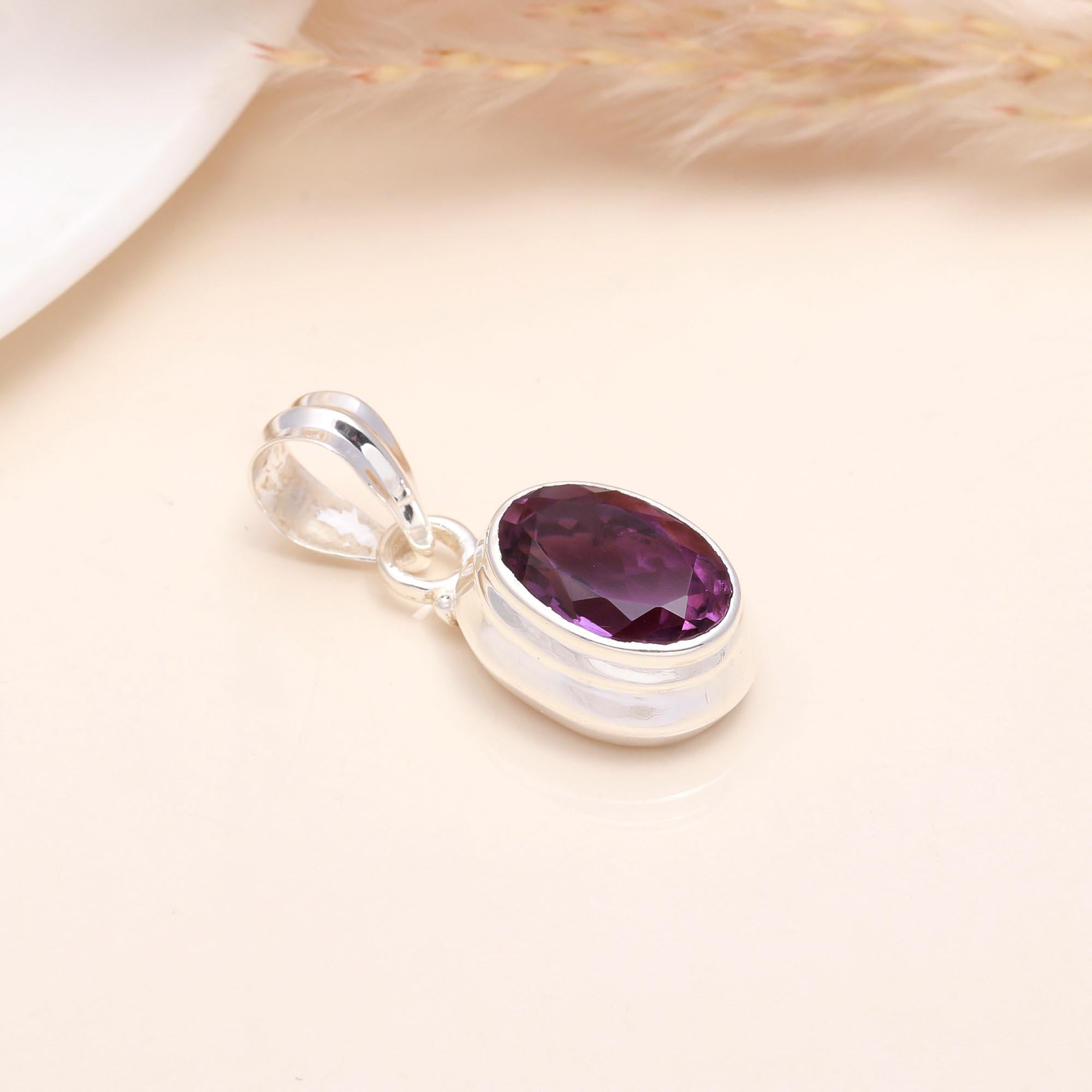 925 Sterling Silver Oval Amethyst Pendant