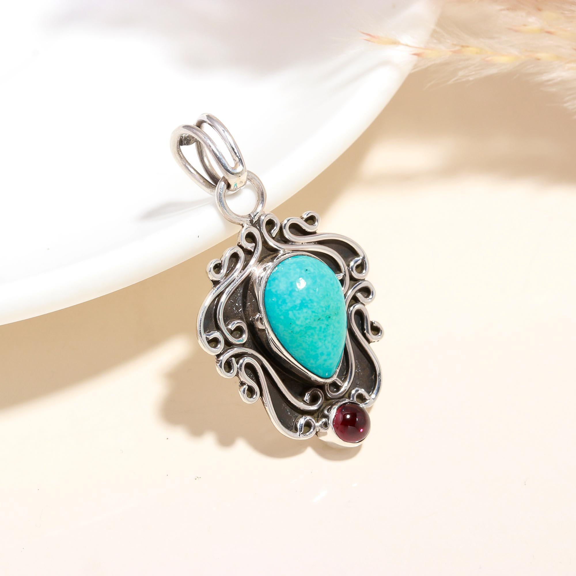 925 Sterling Silver Vintage Turquoise & Garnet Boho Filigree Pendant