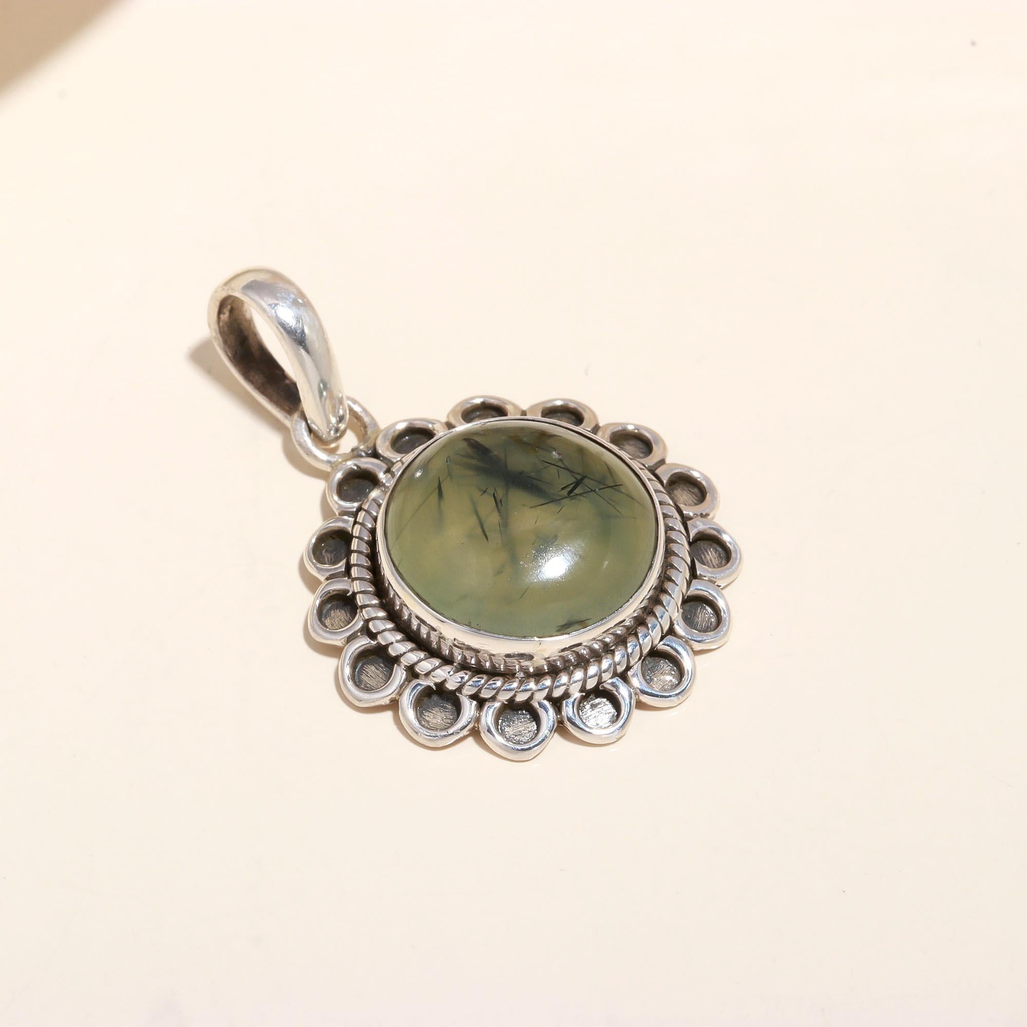 925 Sterling Silver Vintage Filigree Design Handmade Round Prehnite Pendant