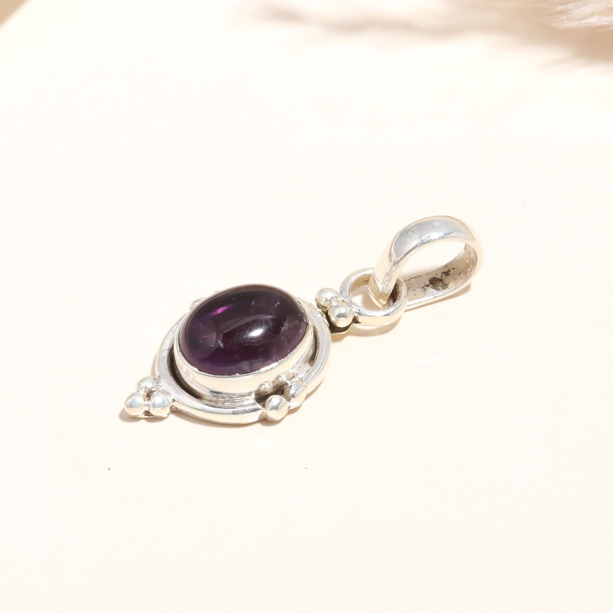 925 Sterling Silver Oval Amethyst Pendant