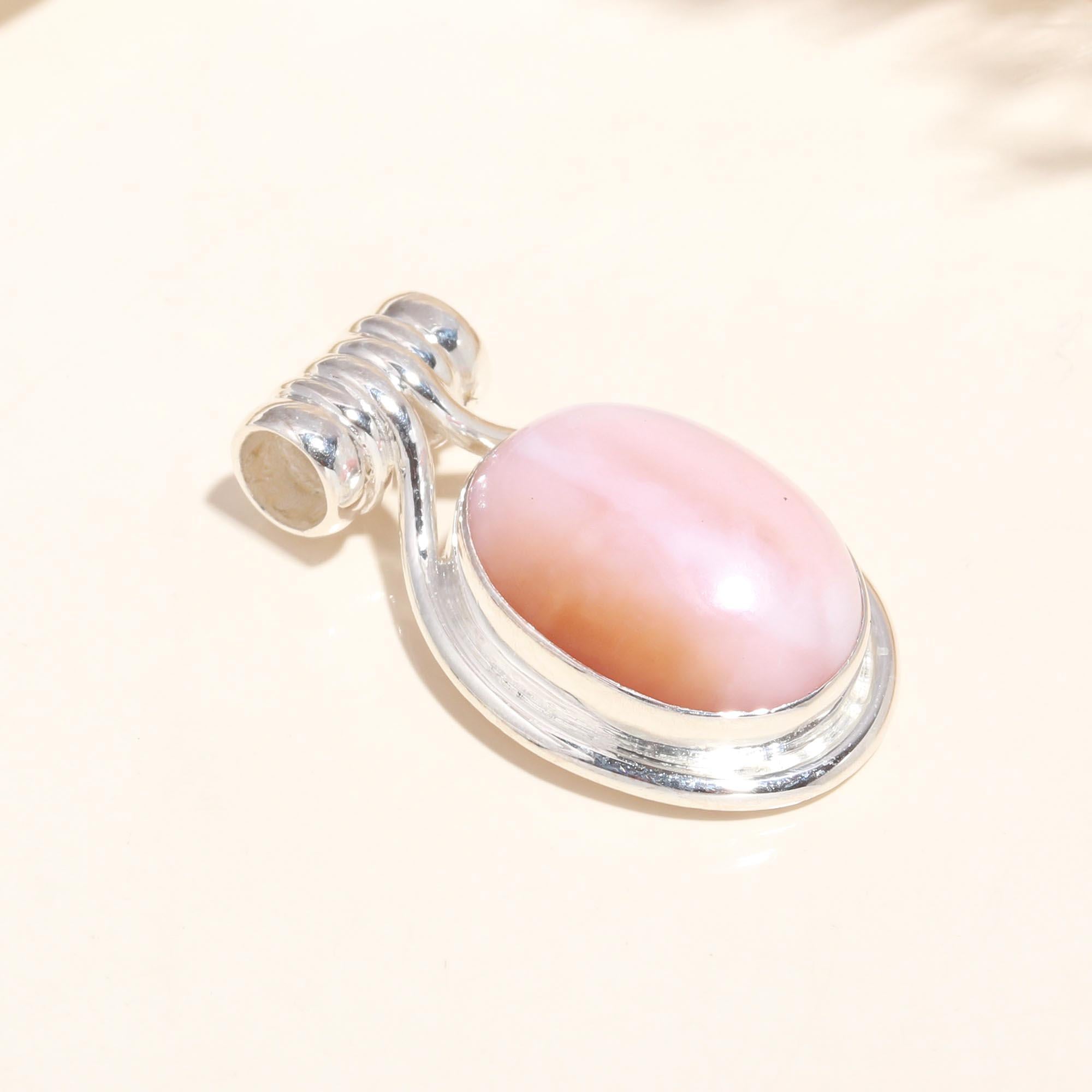 925 Sterling Silver Pink Conch Shell Pendant