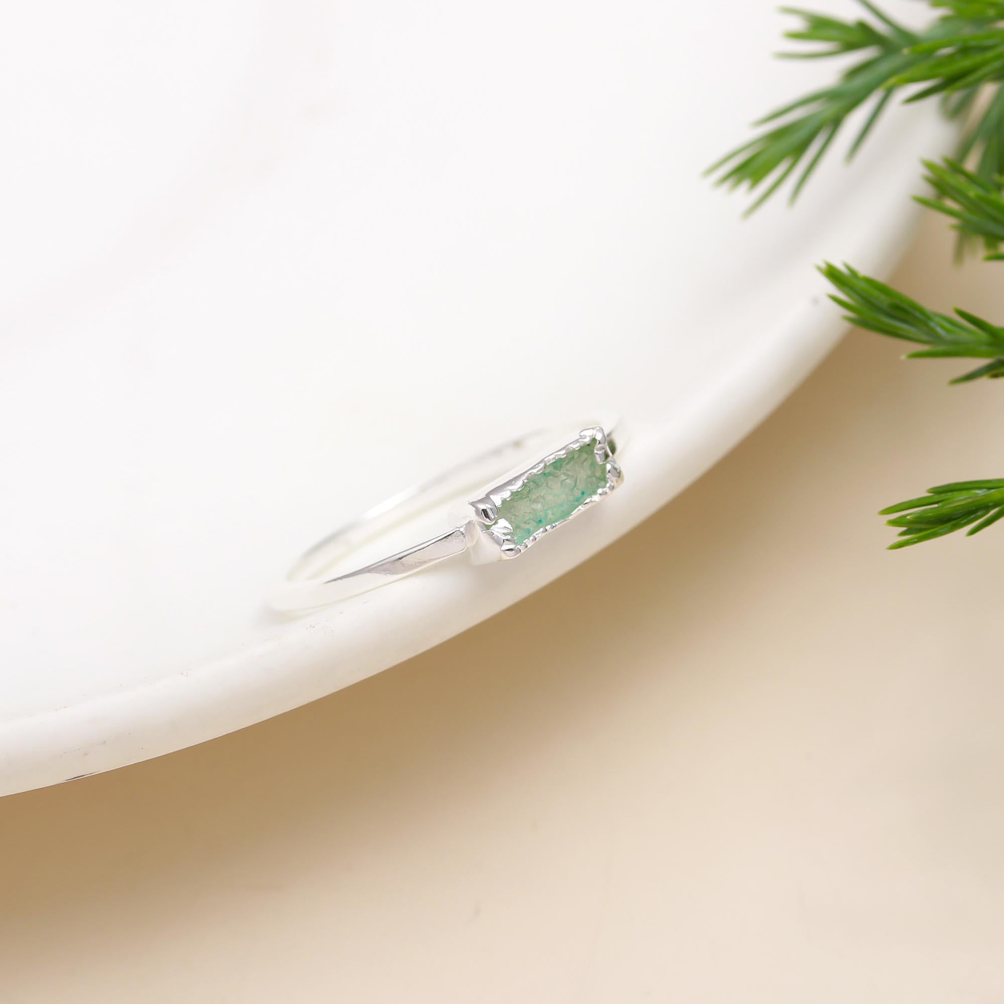The Verdant Stardust: Green Druzy Bar Silver Ring