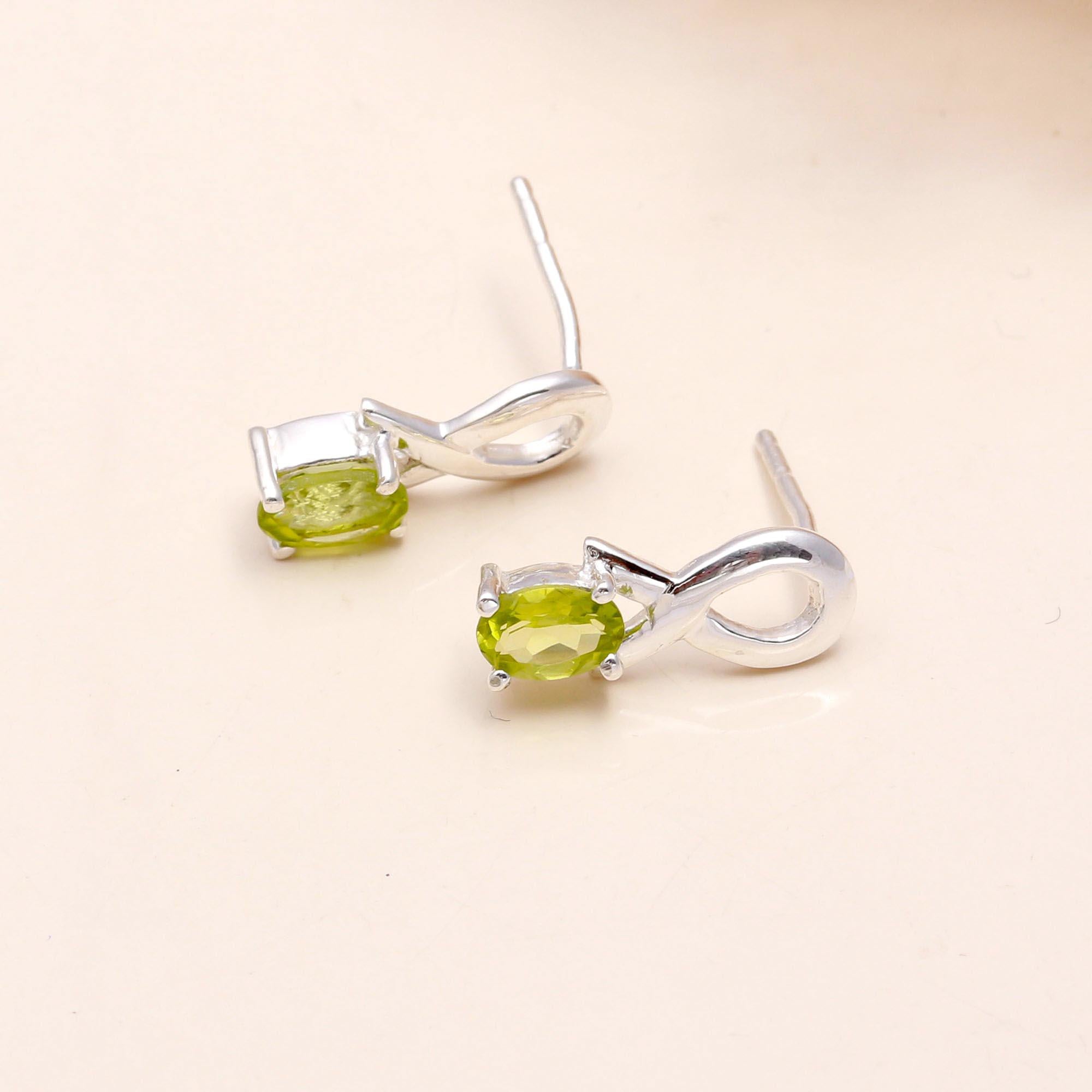 925 Sterling Silver Peridot Stud Earrings