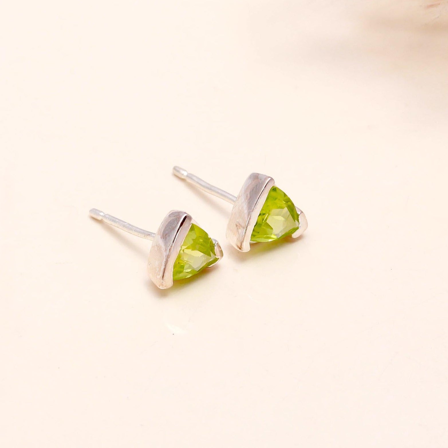 925 Sterling Silver Trillion Cut Peridot Stud Earrings