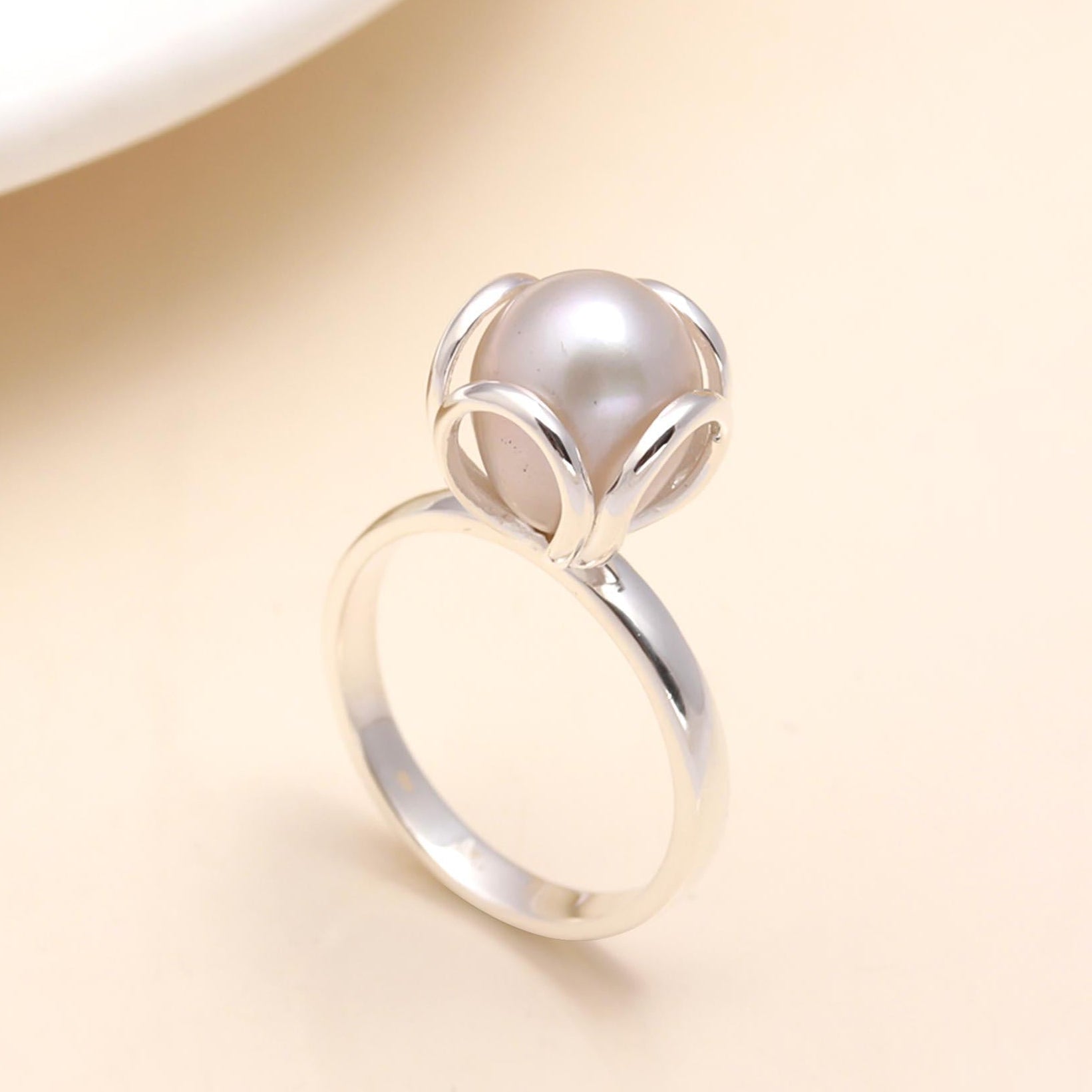 925 Sterling Silver Pearl Solitaire Ring