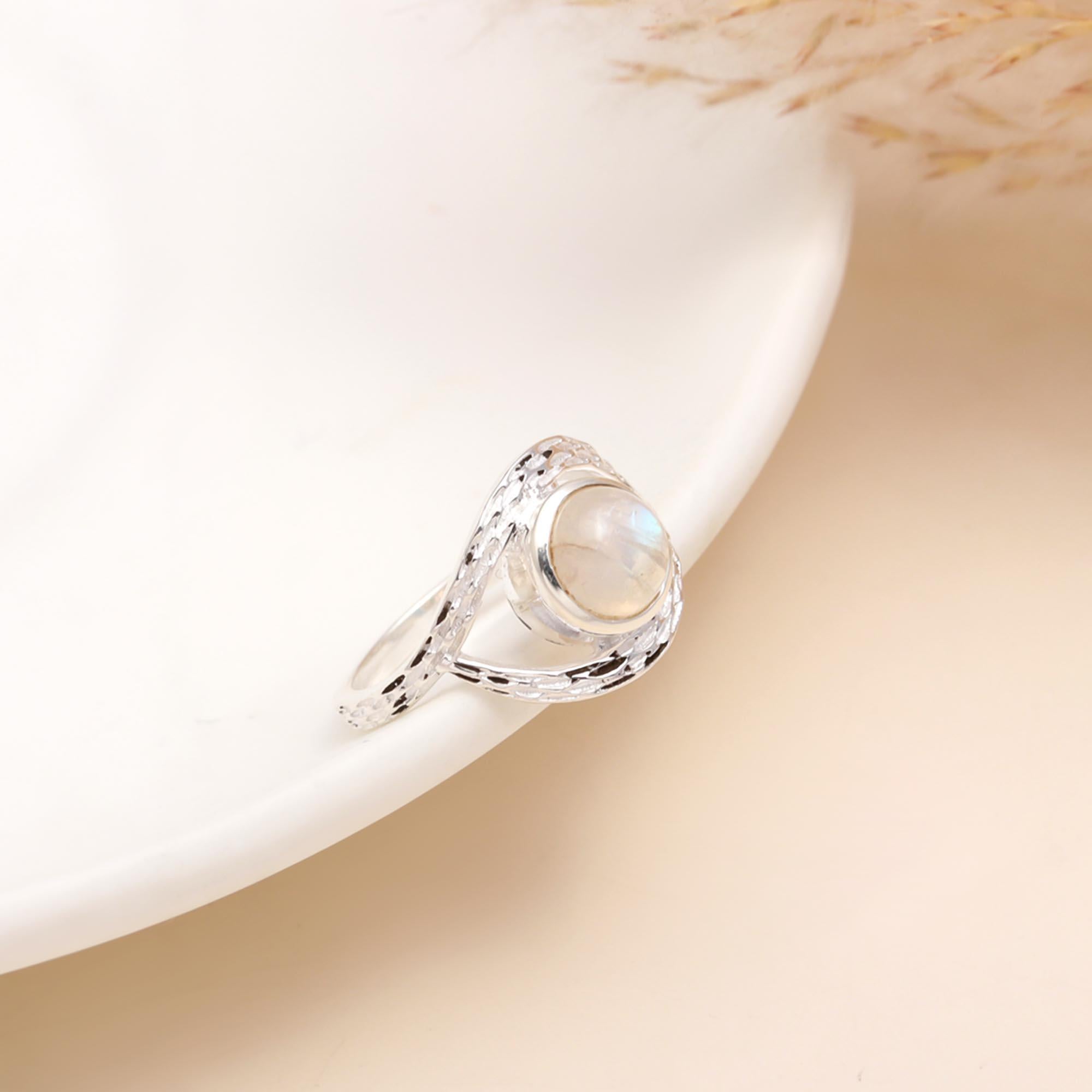 925 Sterling Silver Twisted Band Rainbow Moonstone Ring