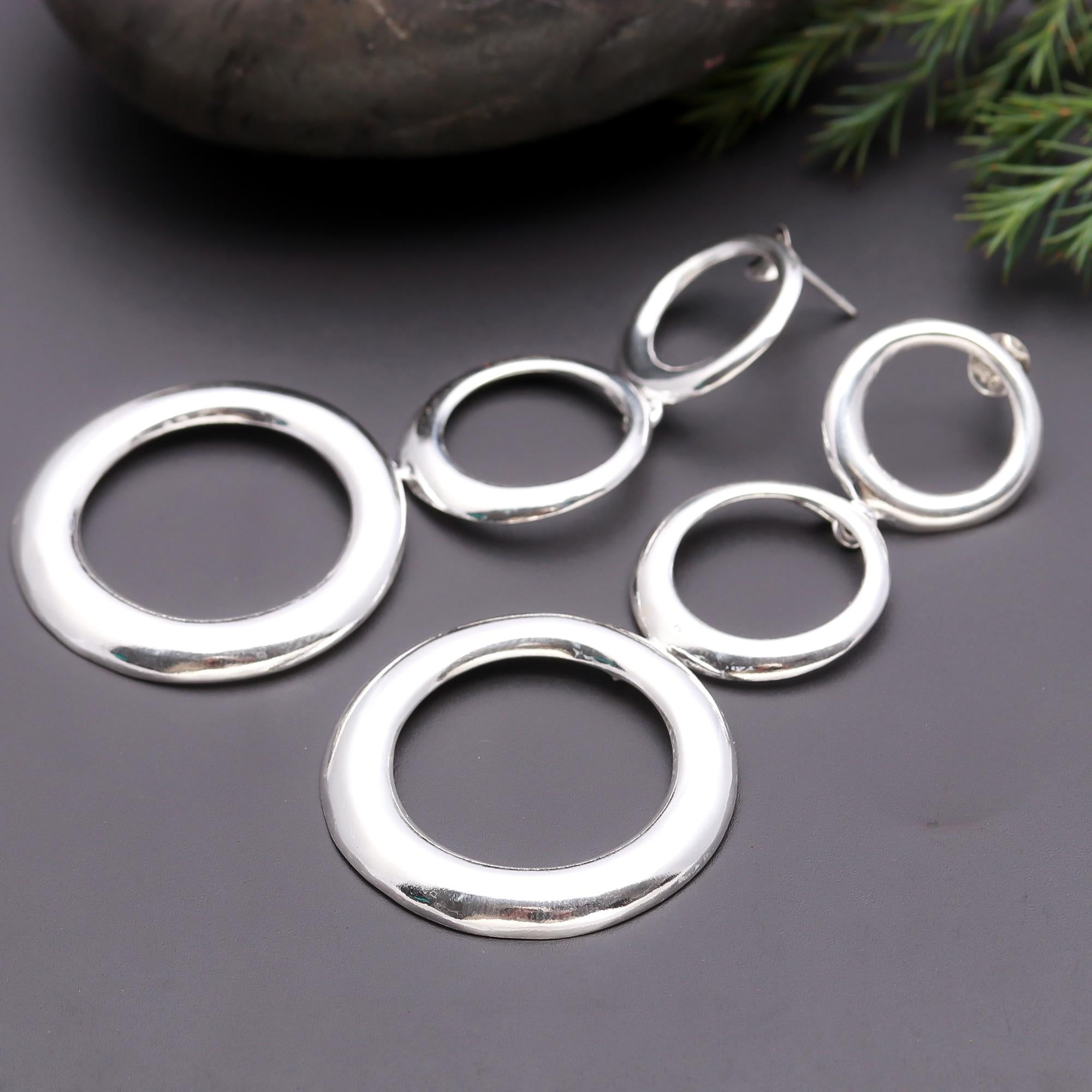 925 Silver Bold Linked Circle Drop Earrings