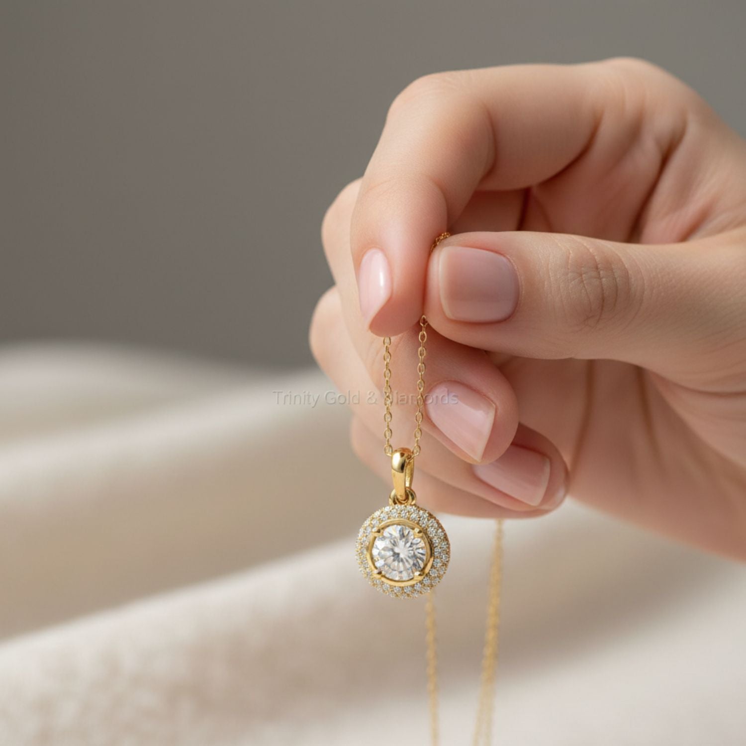 925 Sterling Silver Gold Plated Round Moissanite Halo Pendant Necklace