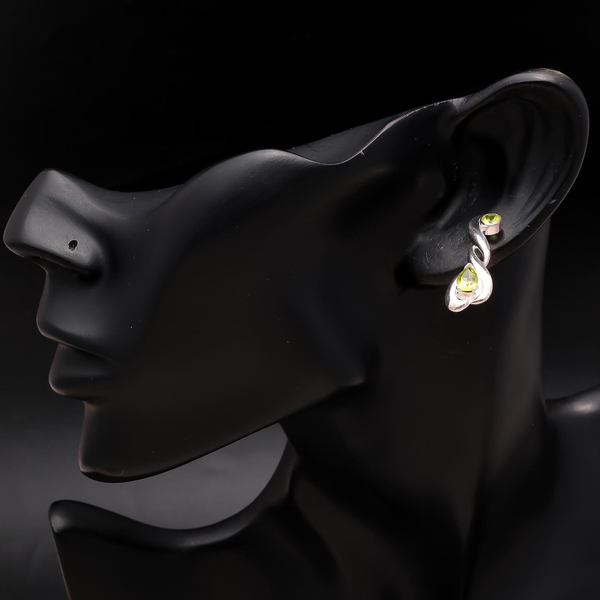 925 Silver Twisted Peridot Drop Earrings