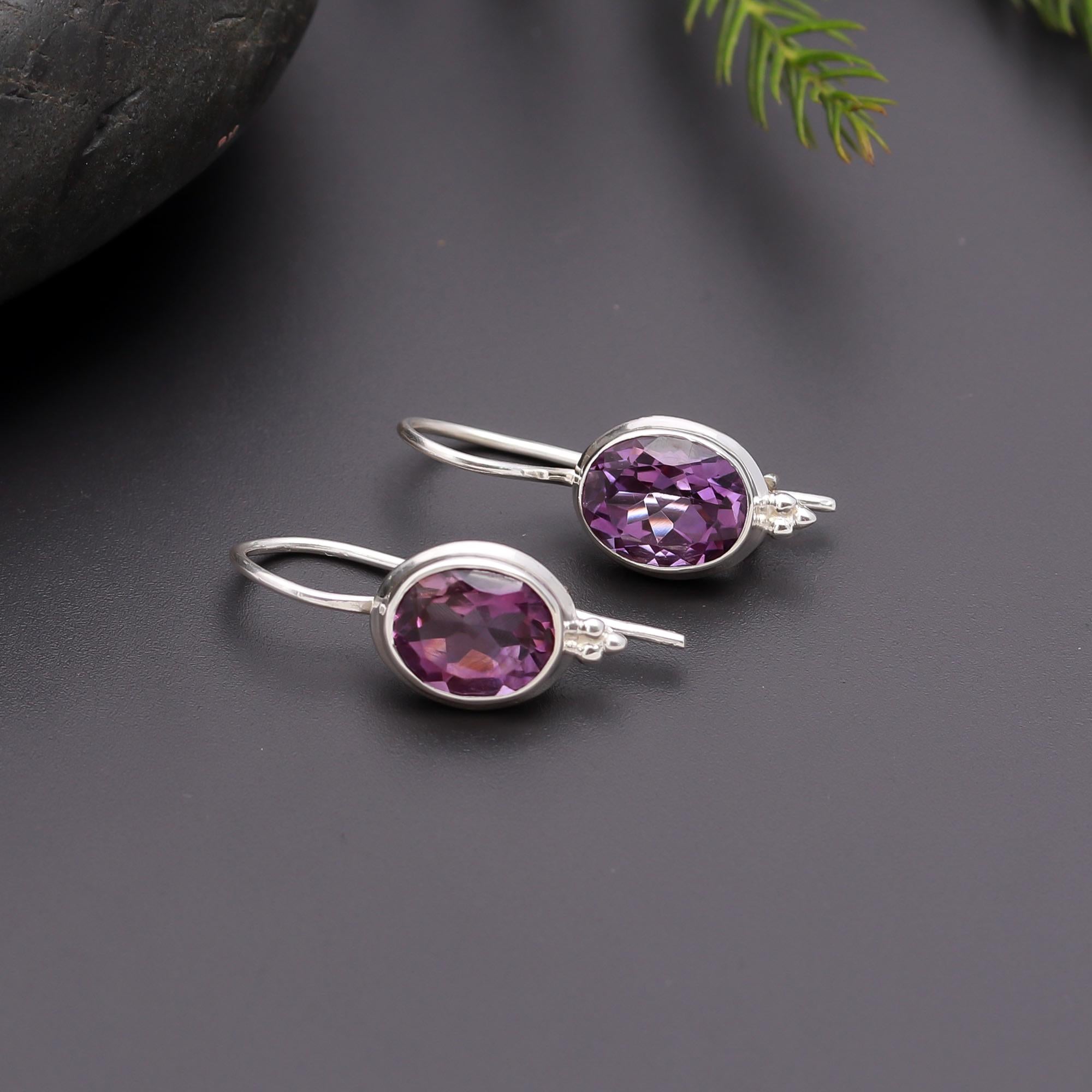 925 Silver Oval Amethyst Dangle Earrings