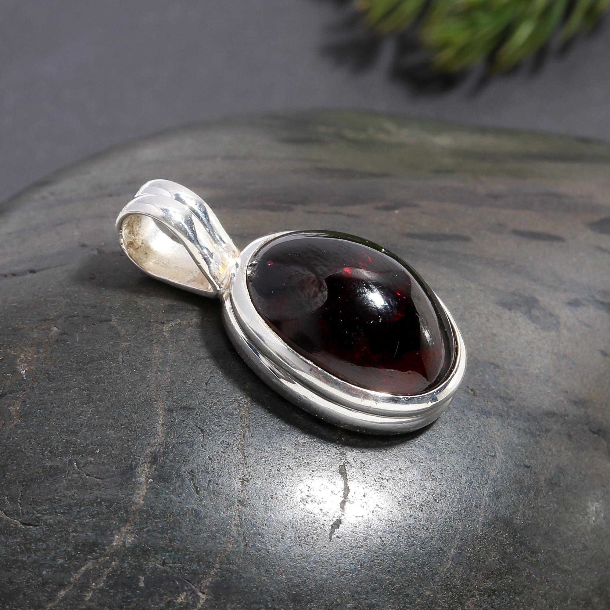 925 Silver Garnet Pendant