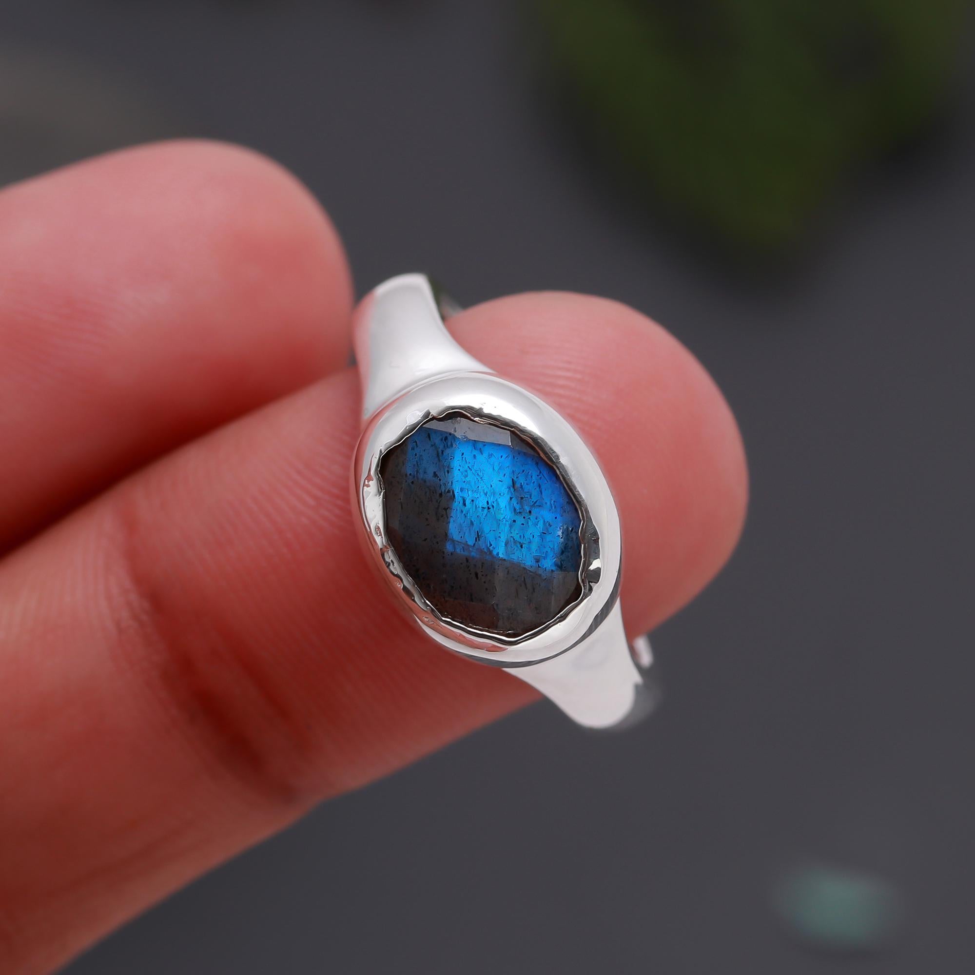 925 Silver Labradorite Ring