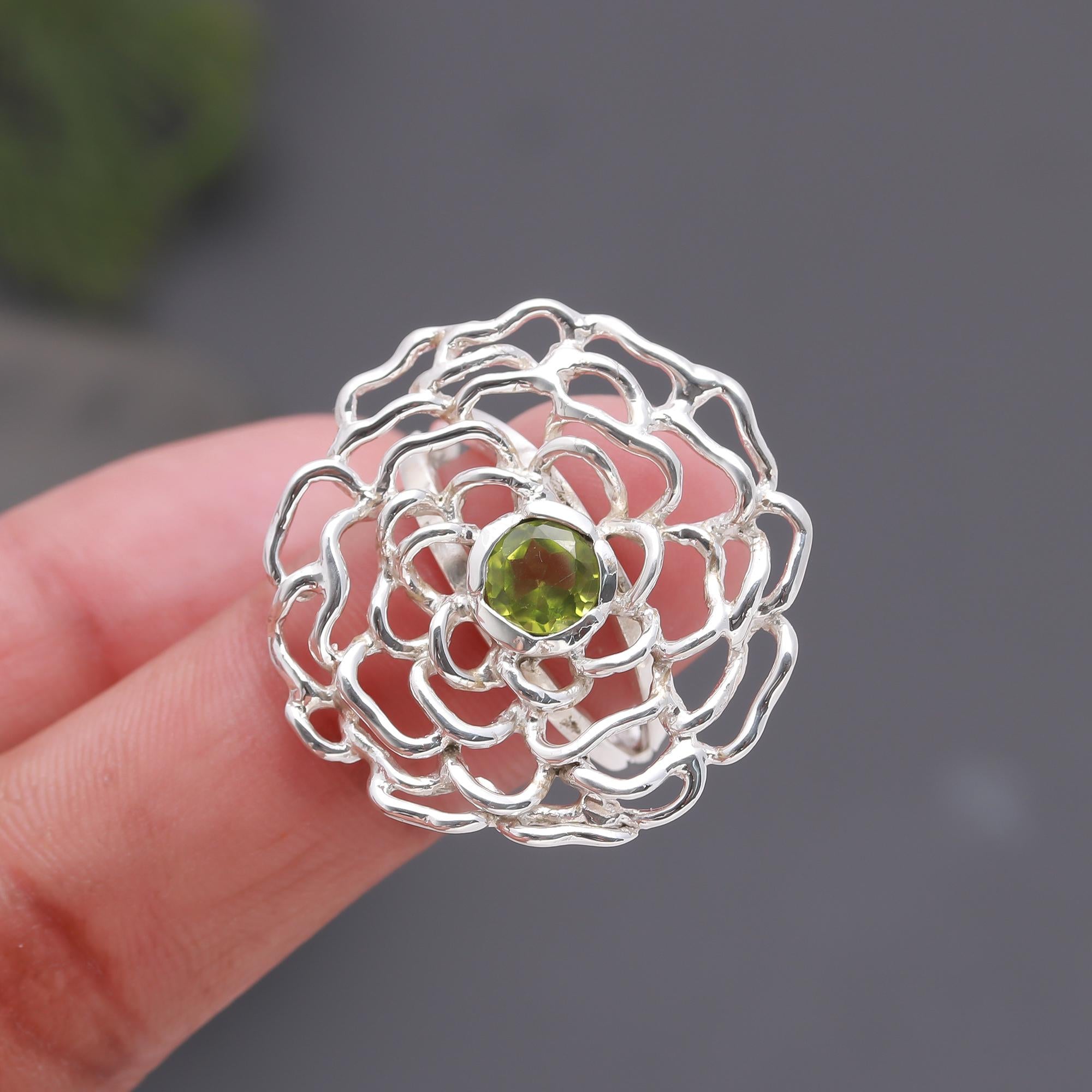 925 Silver Openwork Floral Ring