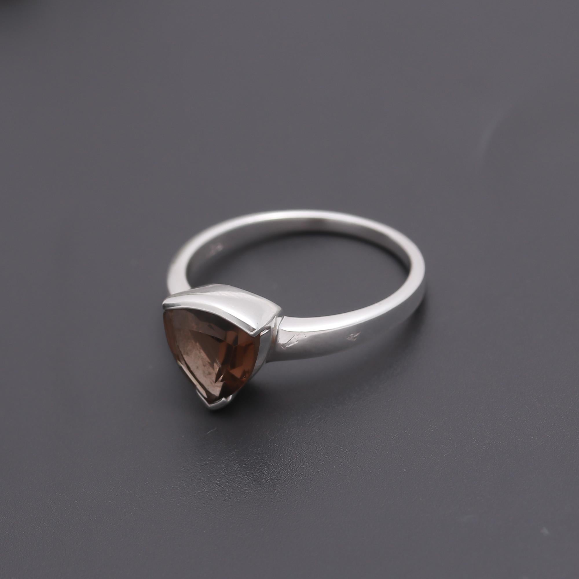 925 Silver Trillion Cut Garnet Ring