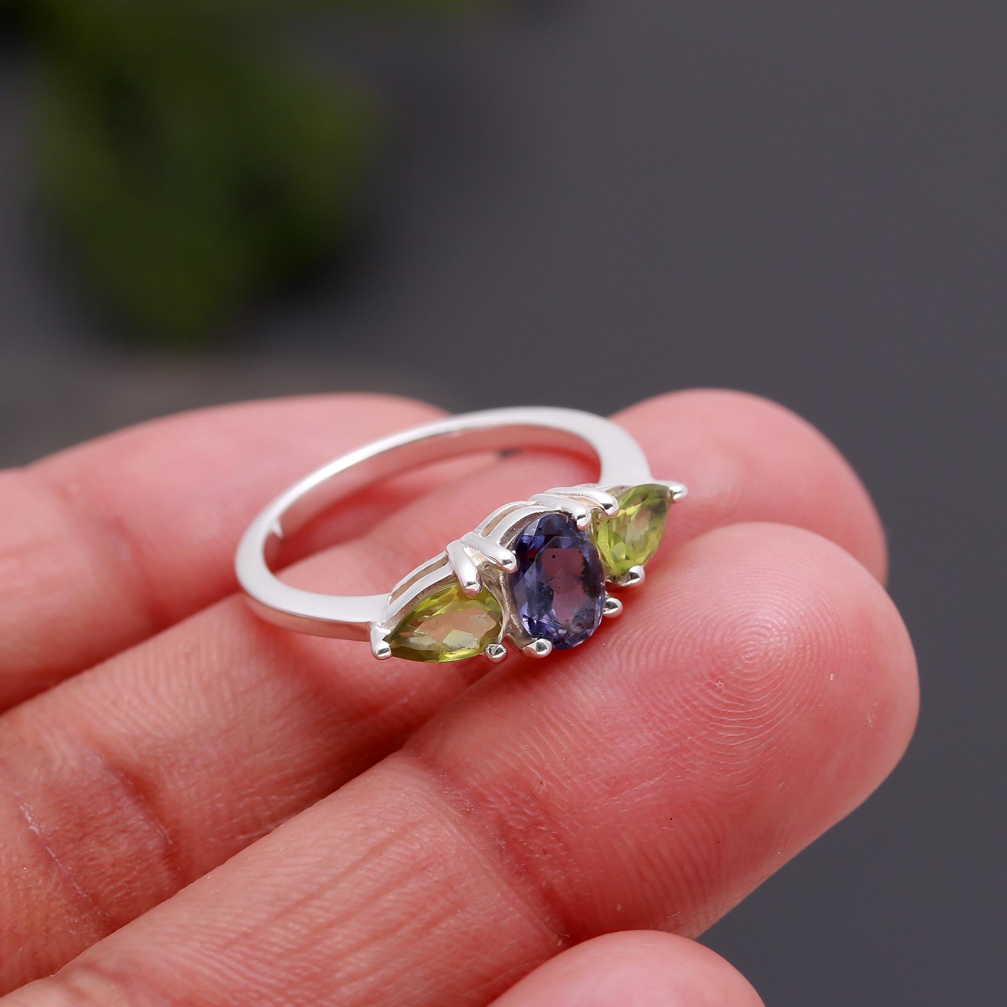 925 Silver Tanzanite & Peridot Ring