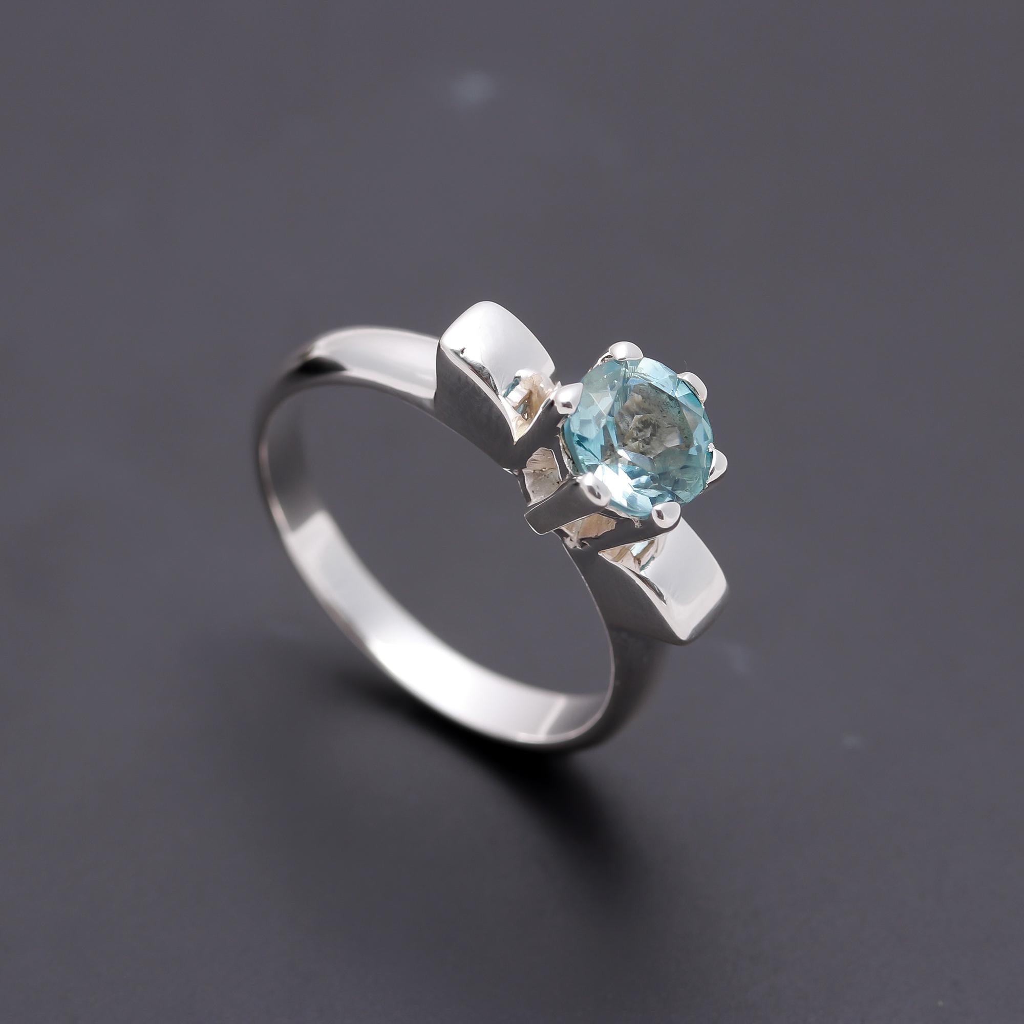 925 Silver Classic Aquamarine Solitaire Ring