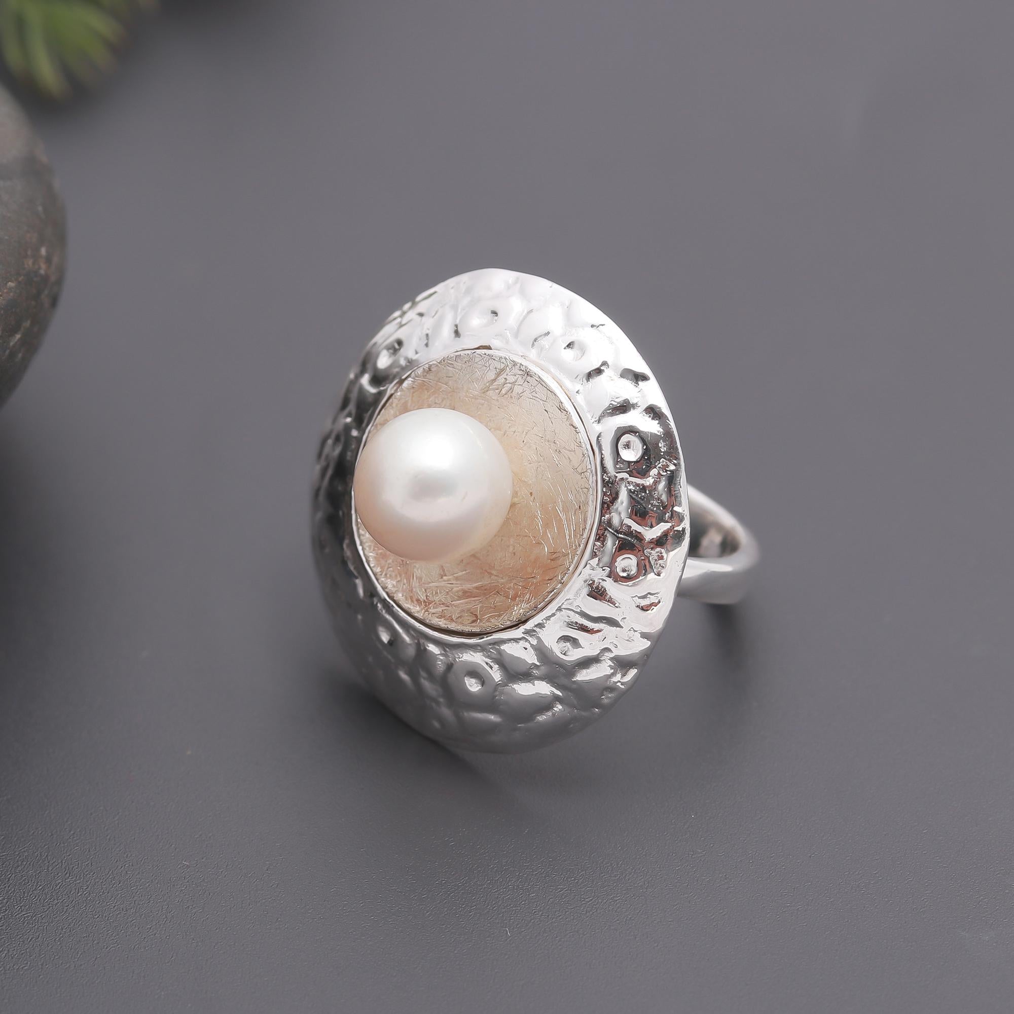 925 Silver Hammered Dome Pearl Ring