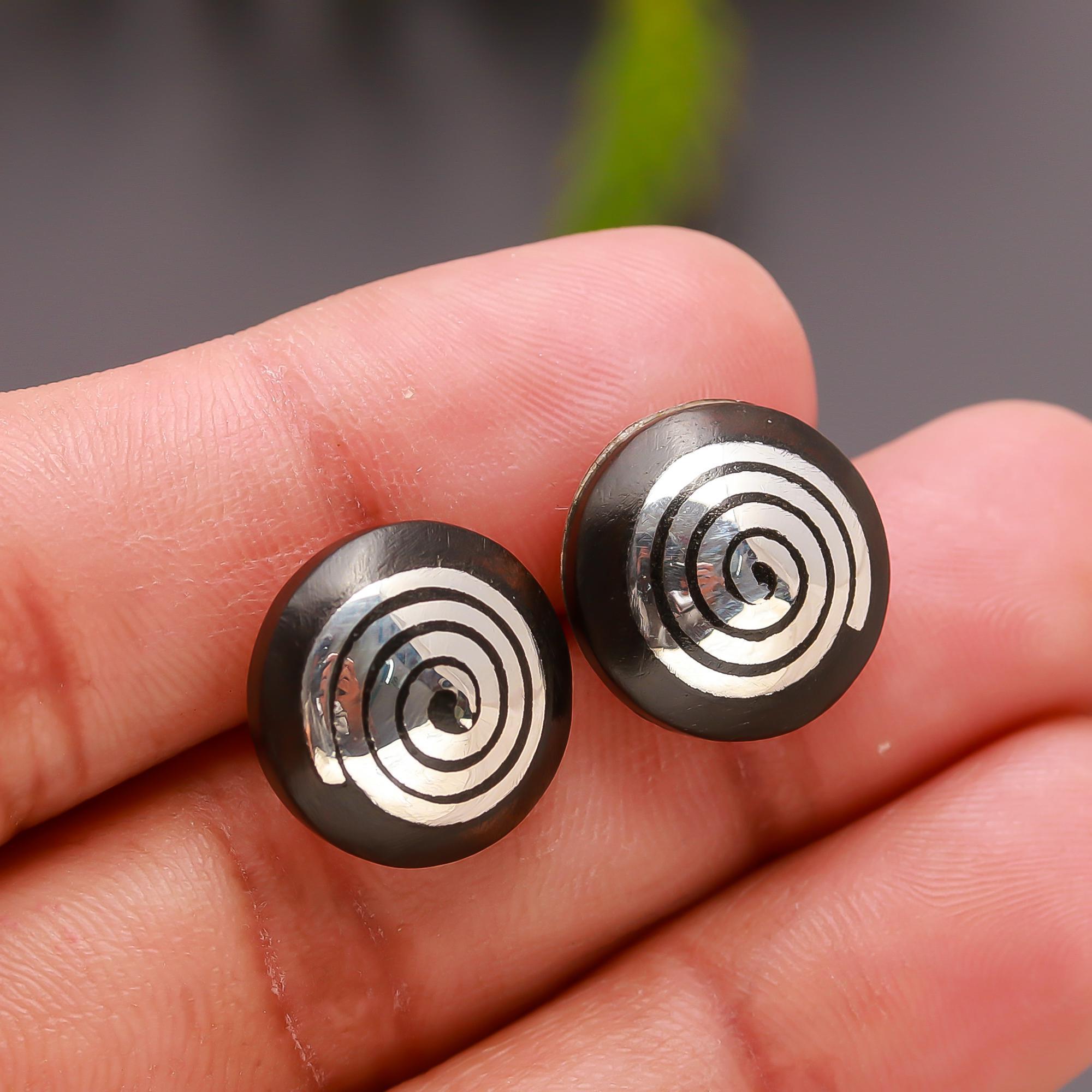 925 Silver Spiral Shell Inlay Round Stud Earrings