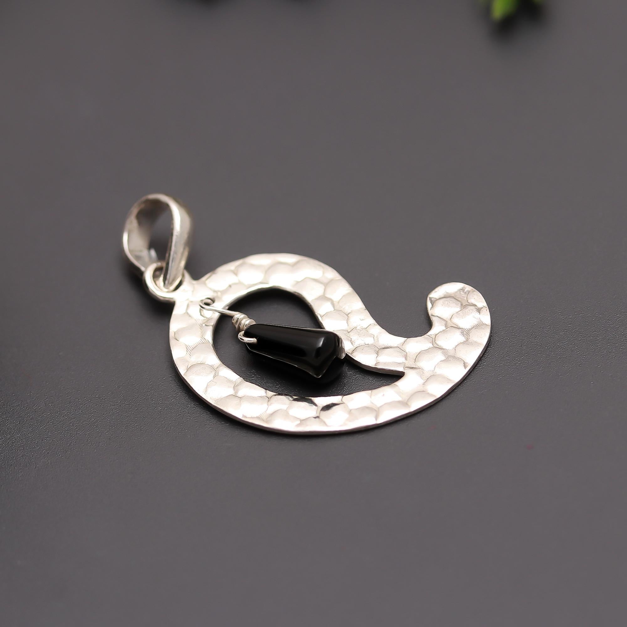 925 Silver Textured Curl Black Onyx Drop Pendant