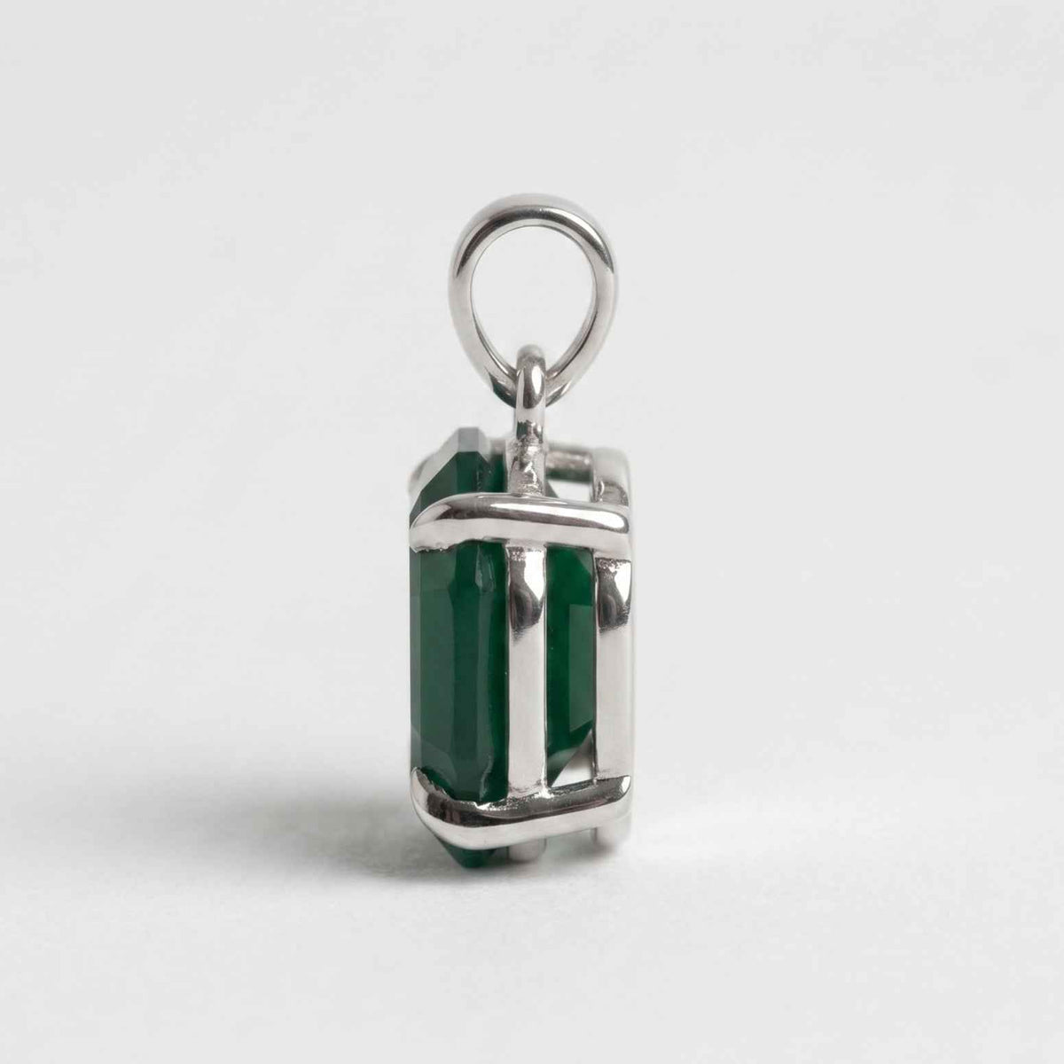 The Verdant Octagon: Green Onyx Solitaire Pendant